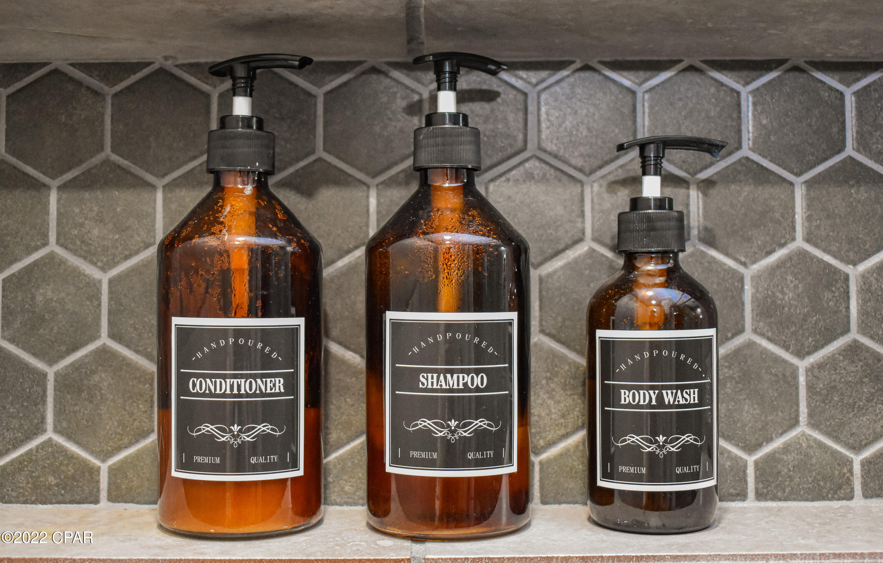 Twin Lakes Subd Unit 1 - Residential