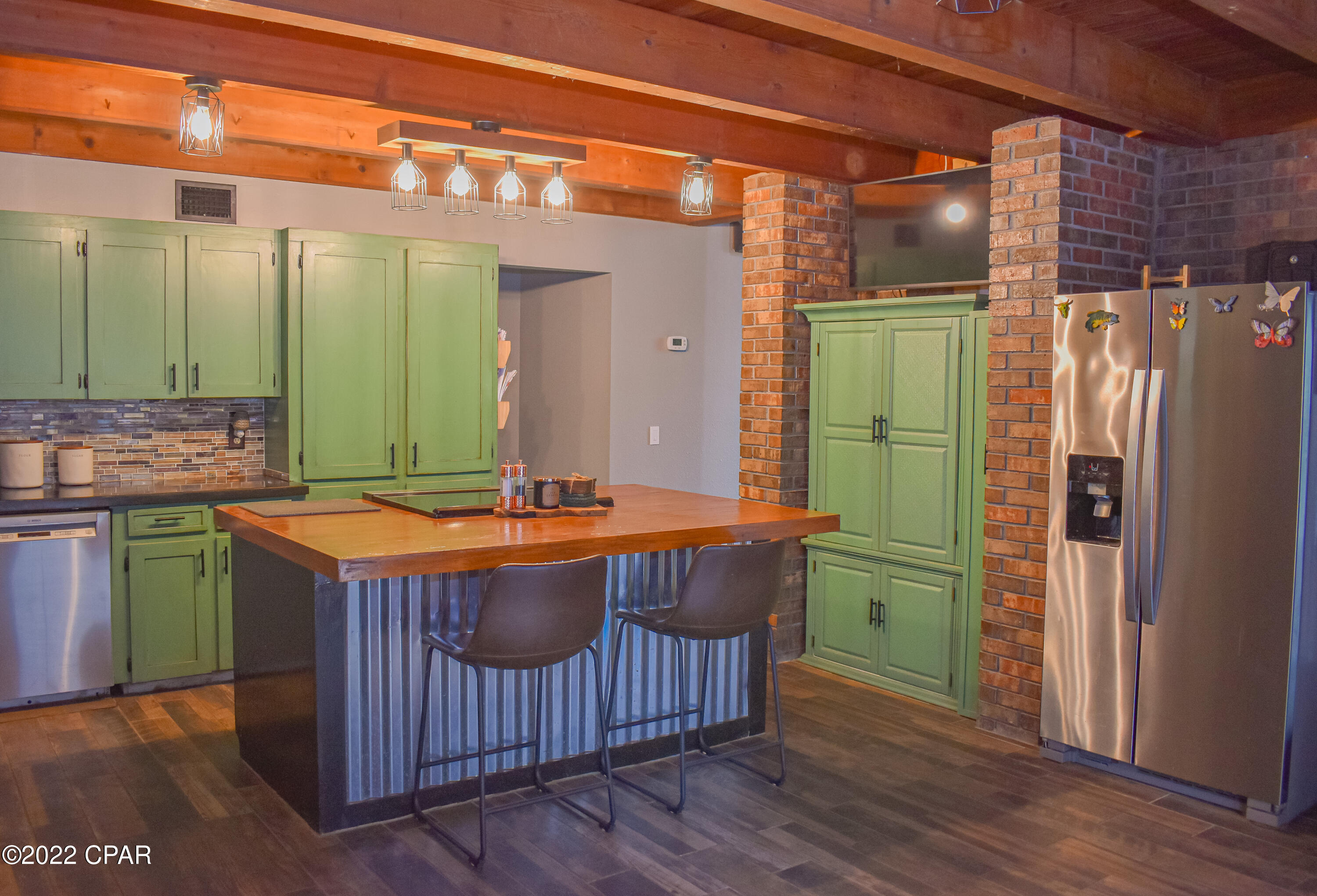 Twin Lakes Subd Unit 1 - Residential