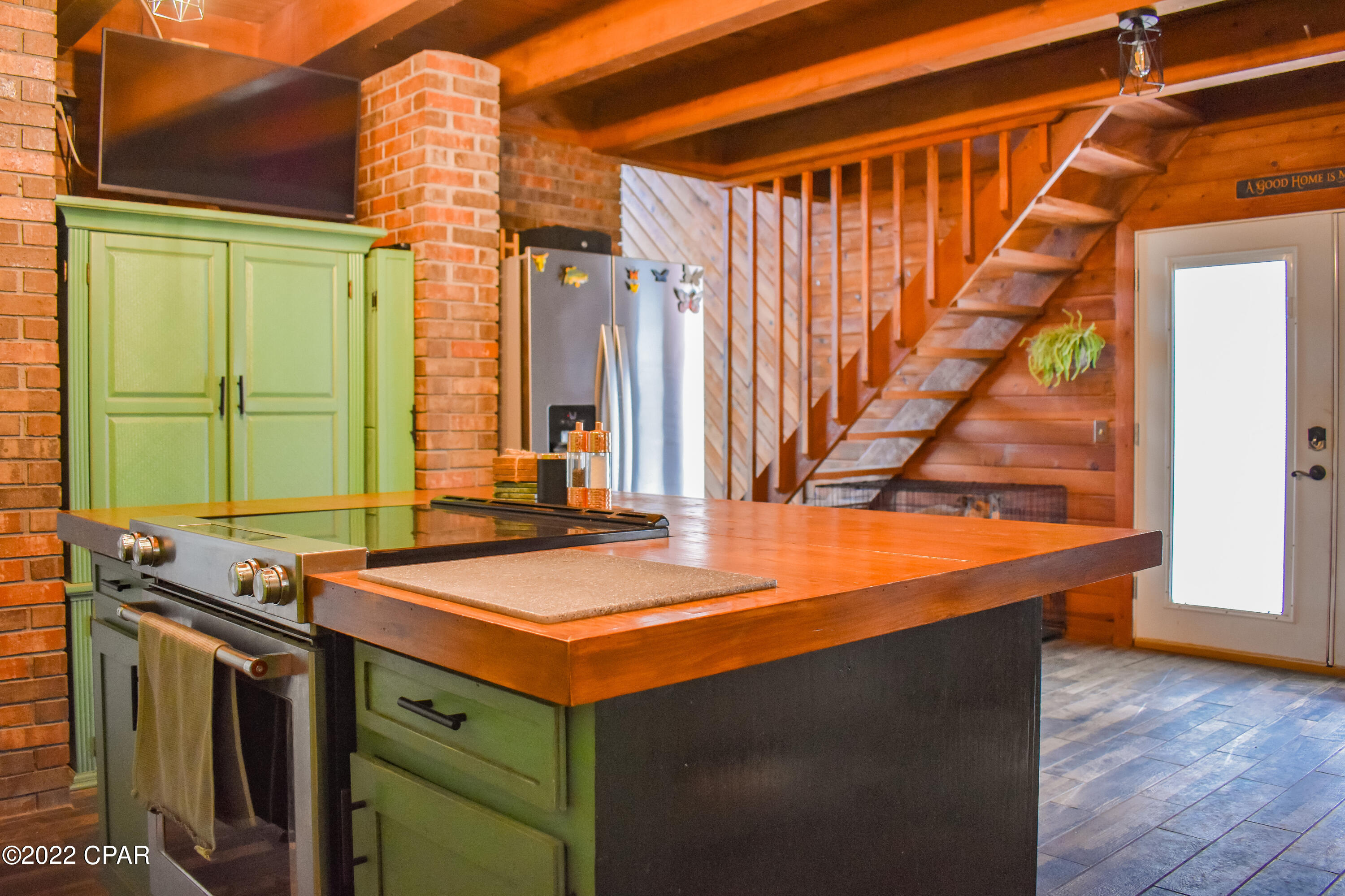 Twin Lakes Subd Unit 1 - Residential