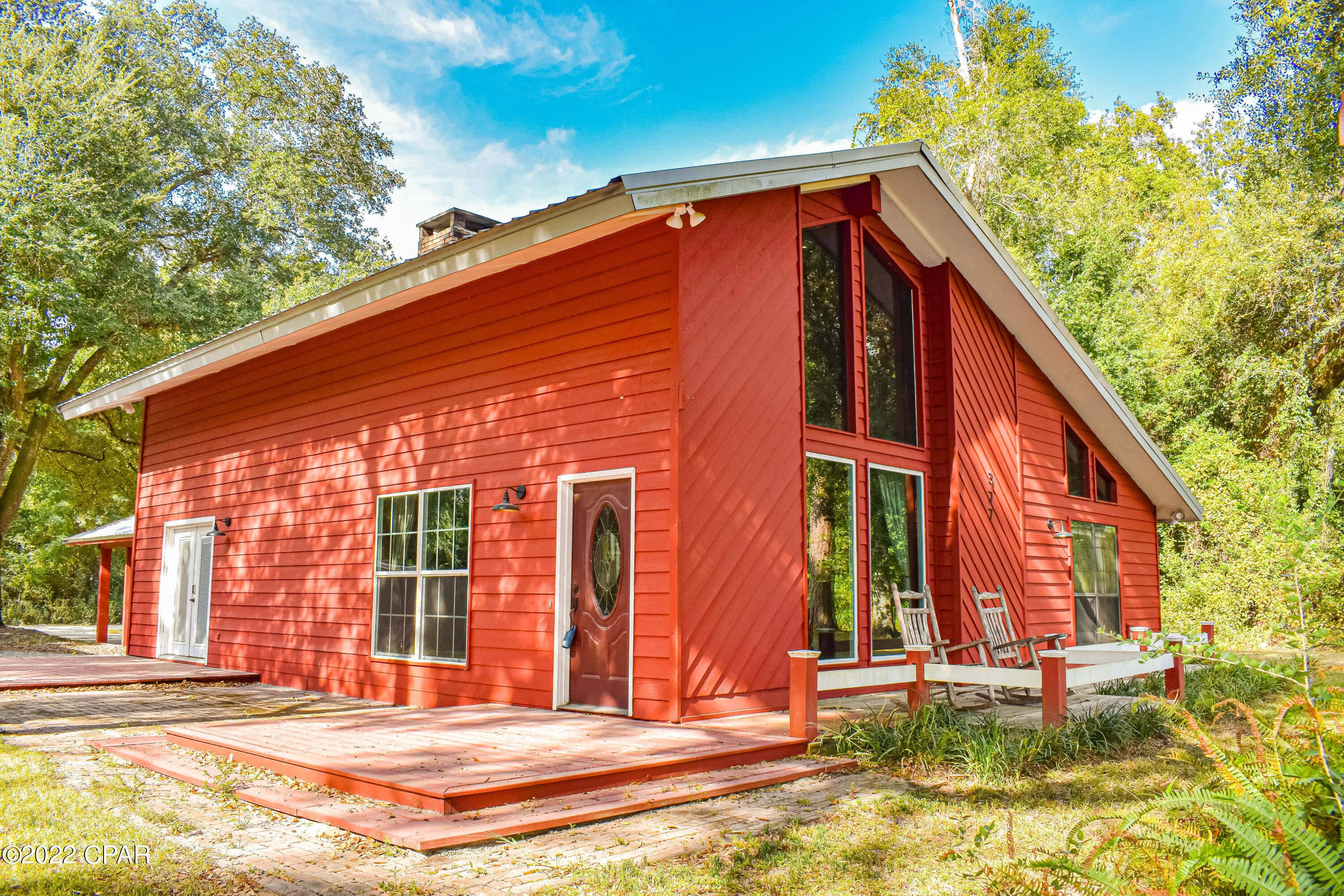 Twin Lakes Subd Unit 1 - Residential