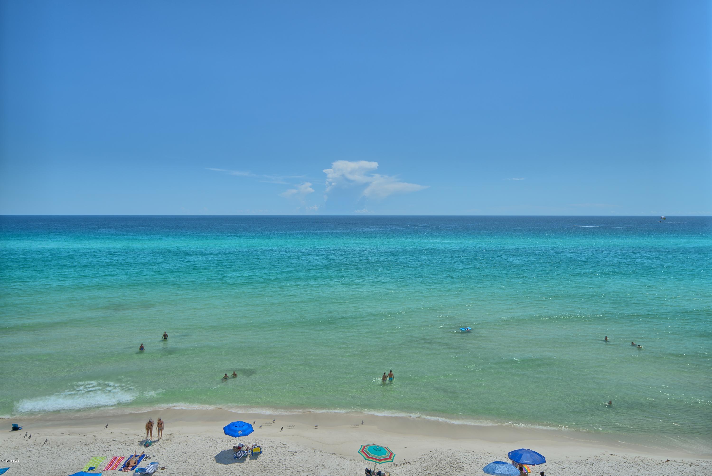 Fontainebleau Terrace - Residential