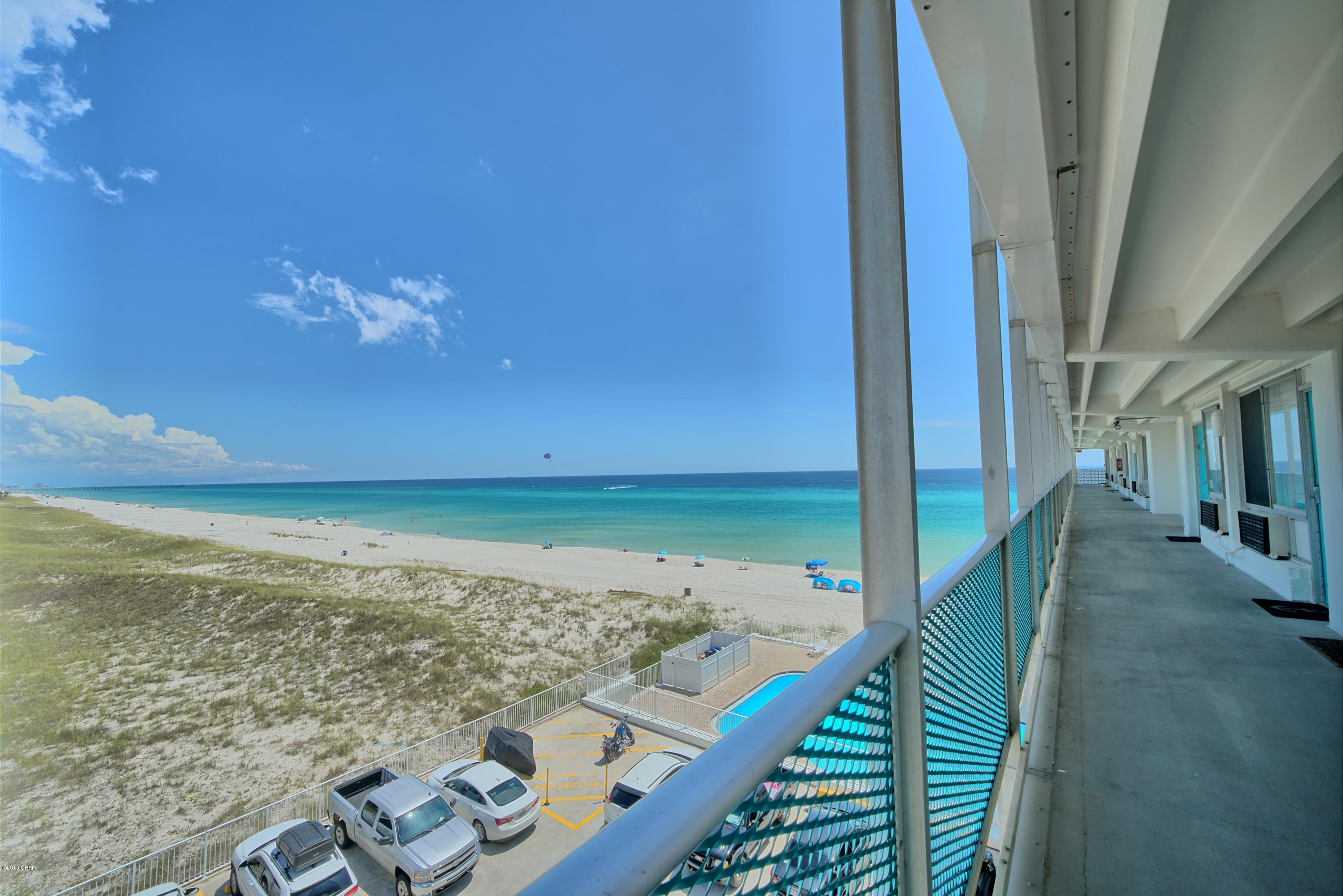 Fontainebleau Terrace - Residential