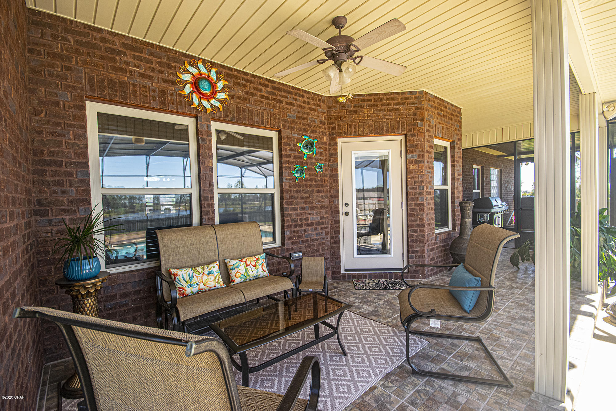 Kirkland Manor - Residential