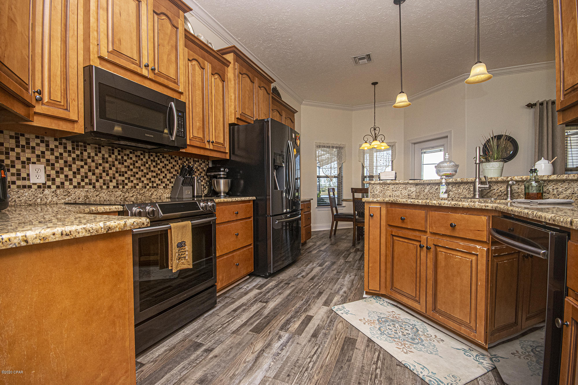 Kirkland Manor - Residential