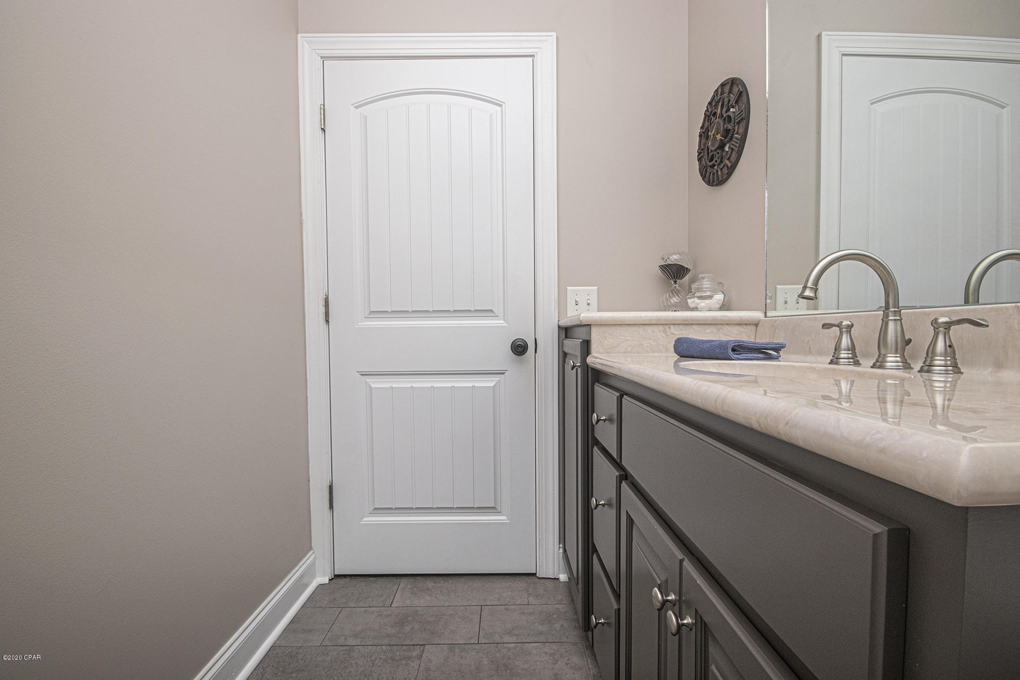 Kirkland Manor - Residential