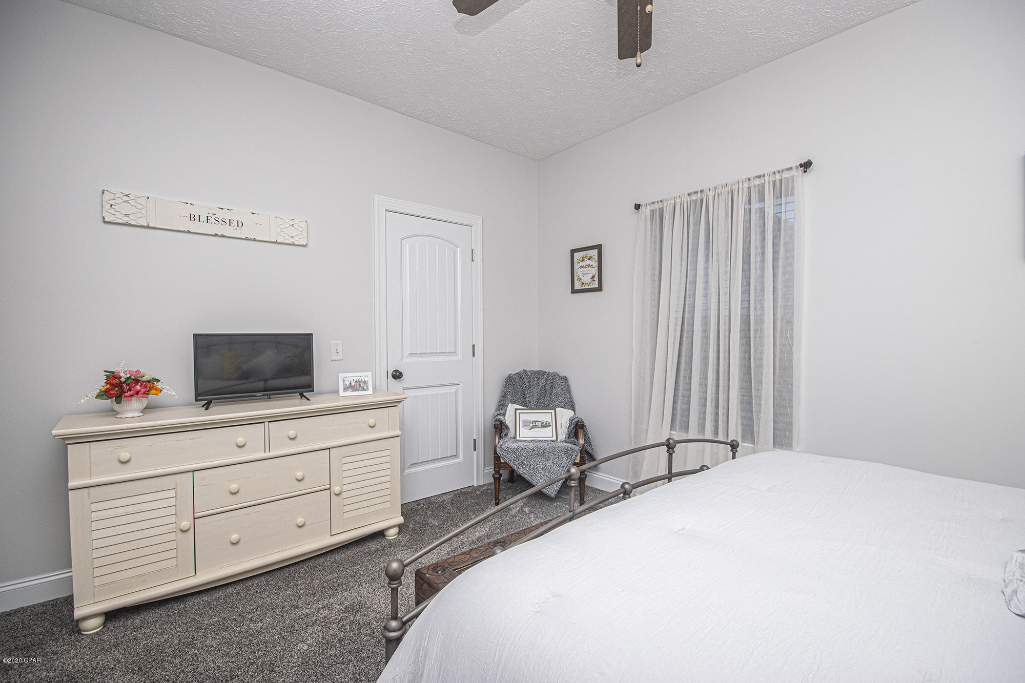 Kirkland Manor - Residential