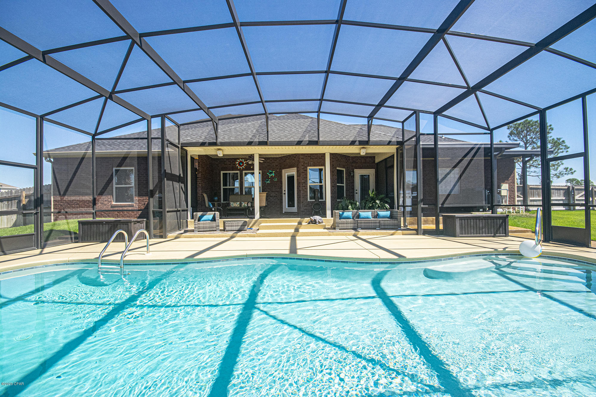 Kirkland Manor - Residential