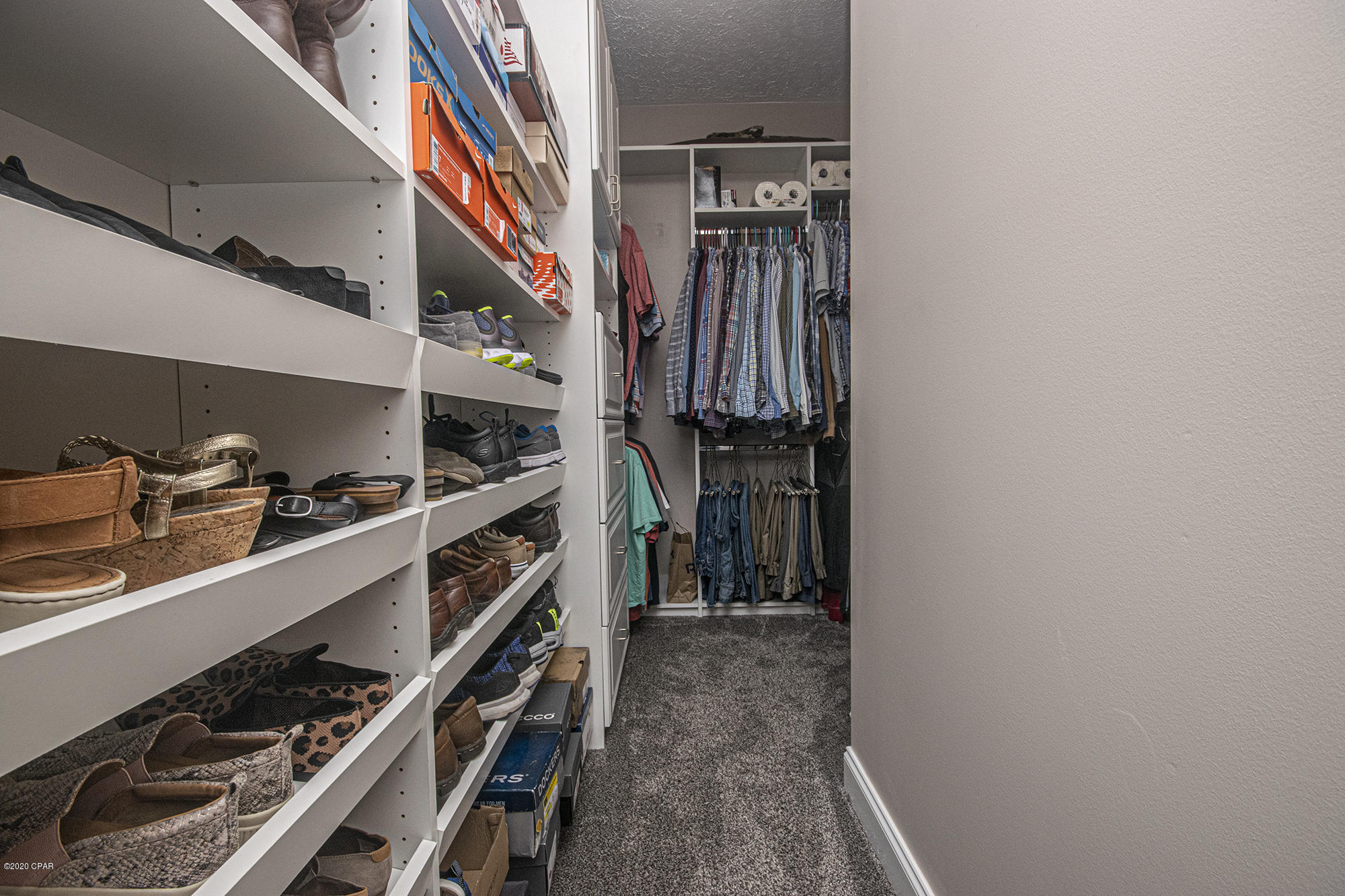 Kirkland Manor - Residential