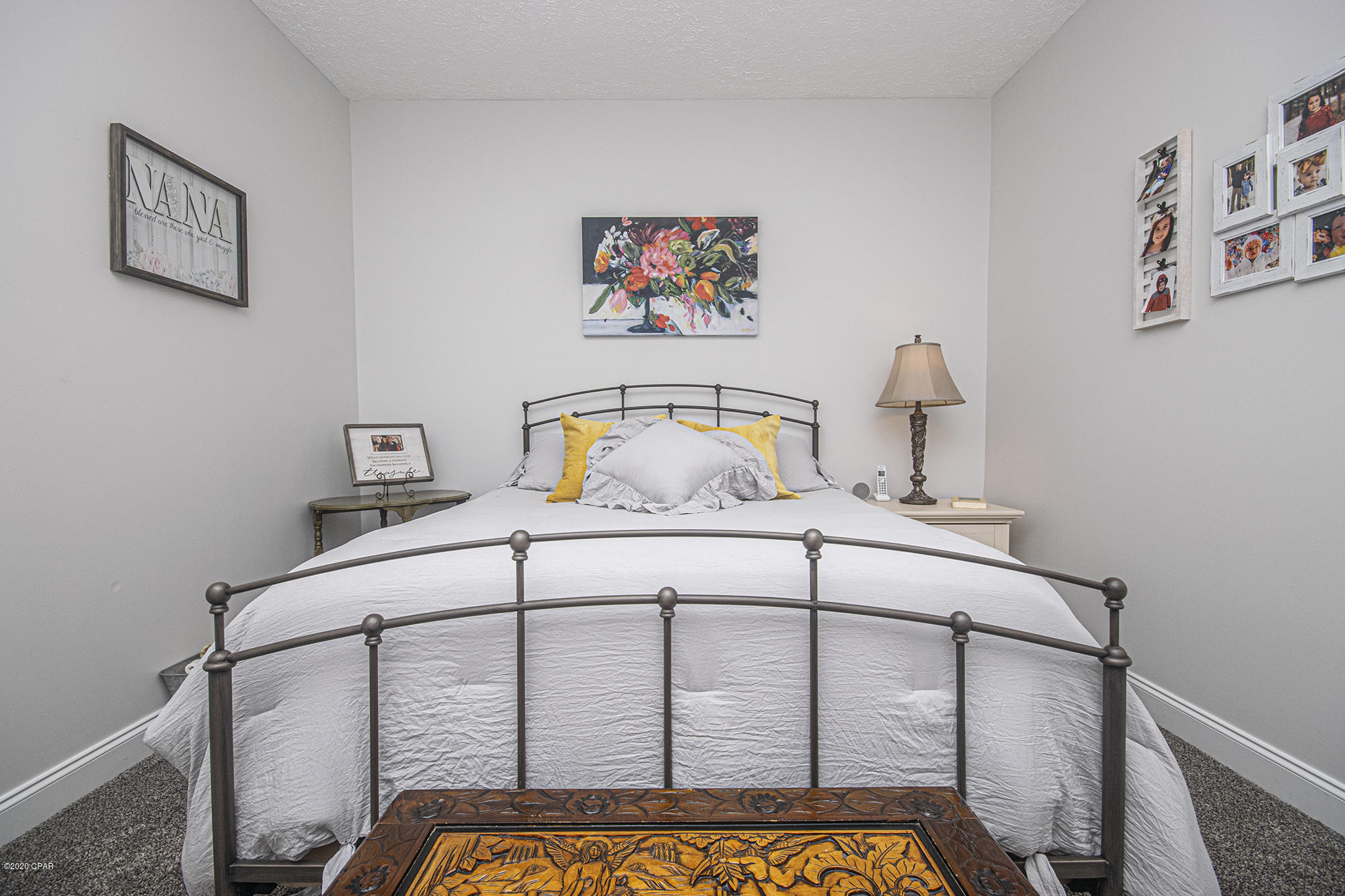 Kirkland Manor - Residential