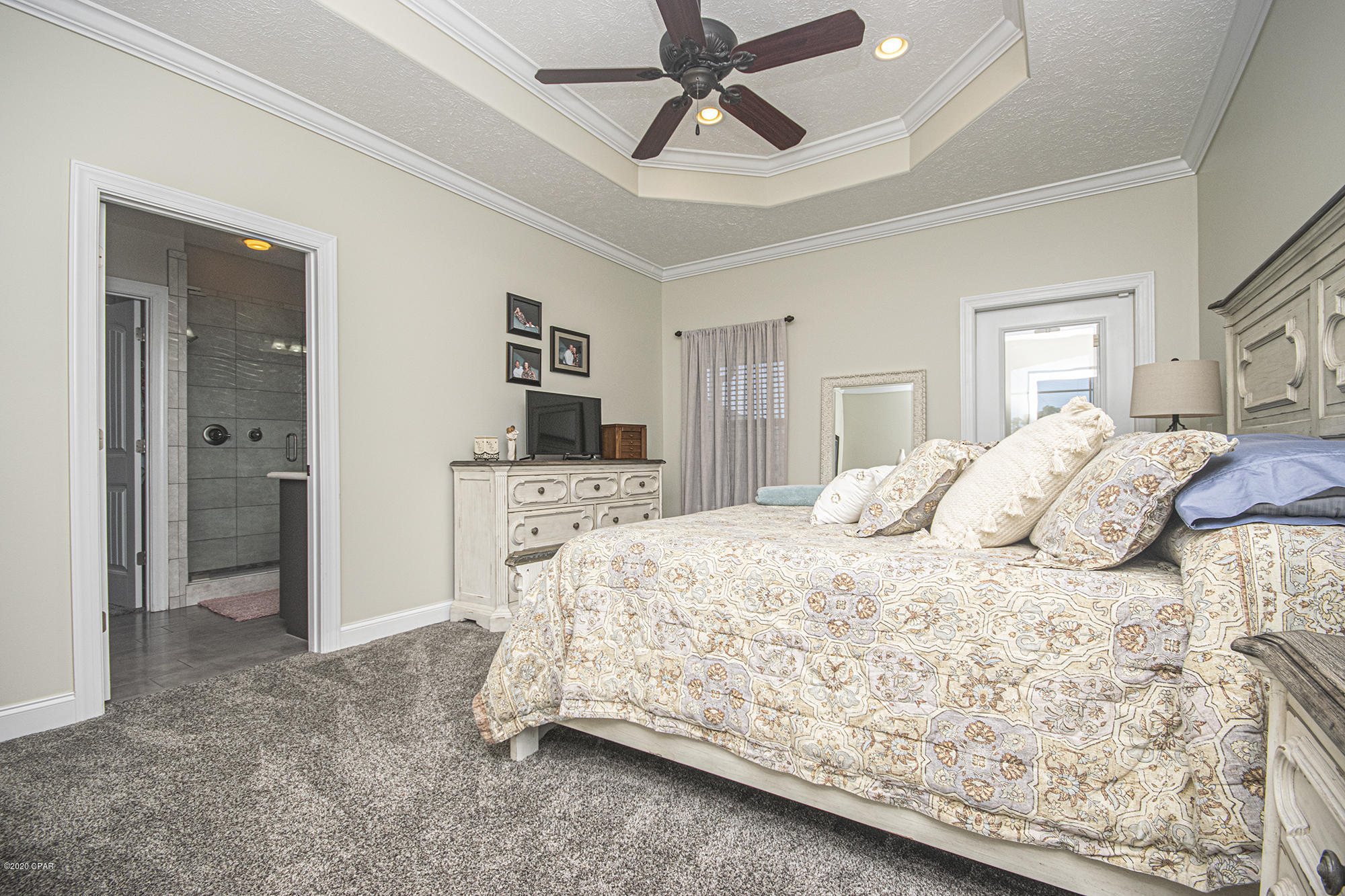 Kirkland Manor - Residential