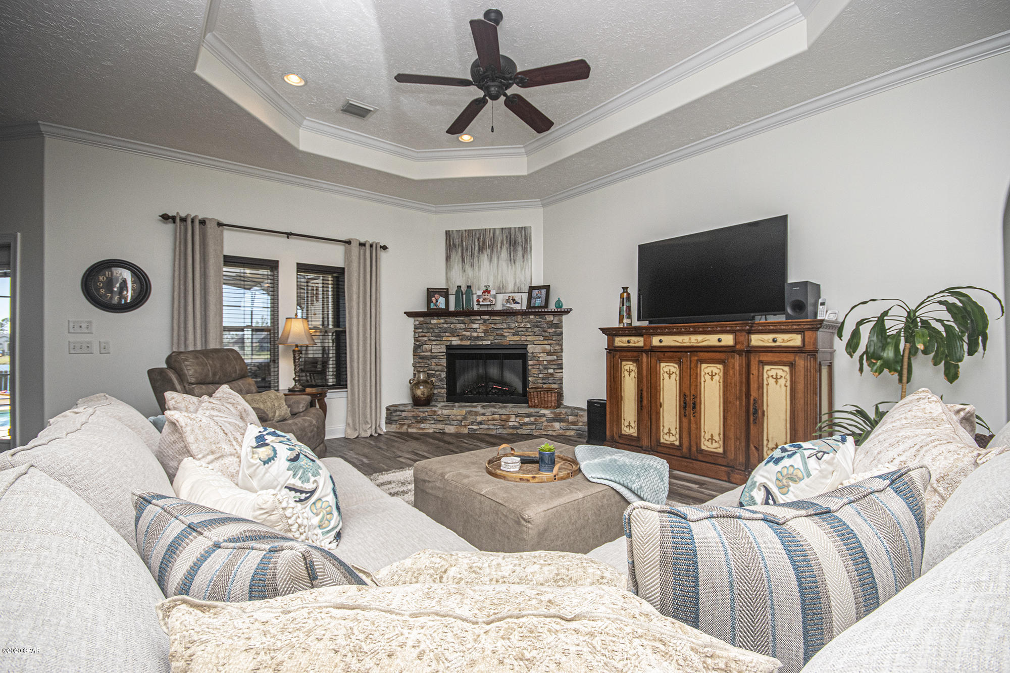 Kirkland Manor - Residential