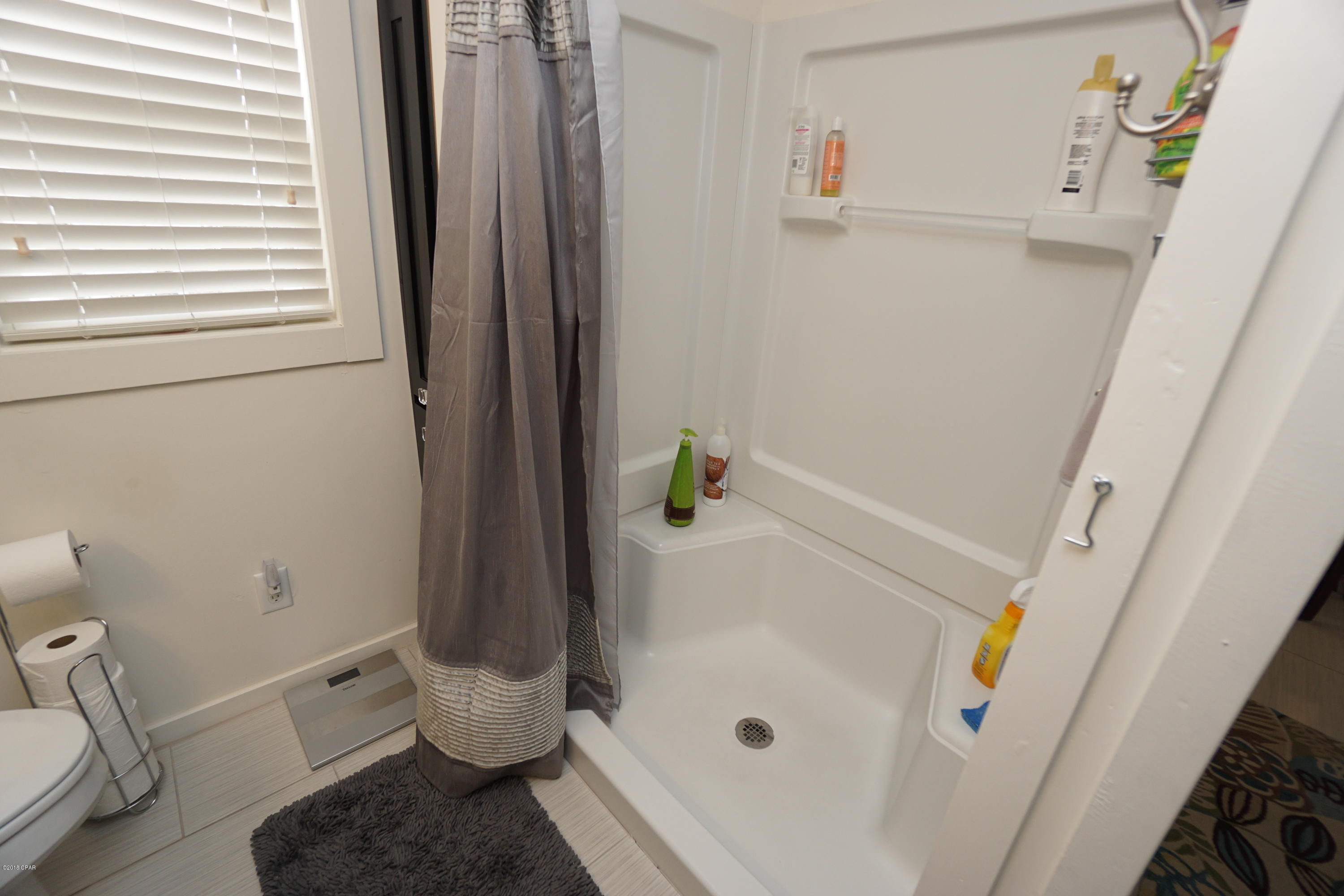 Venture Out Travel Trail - Residential