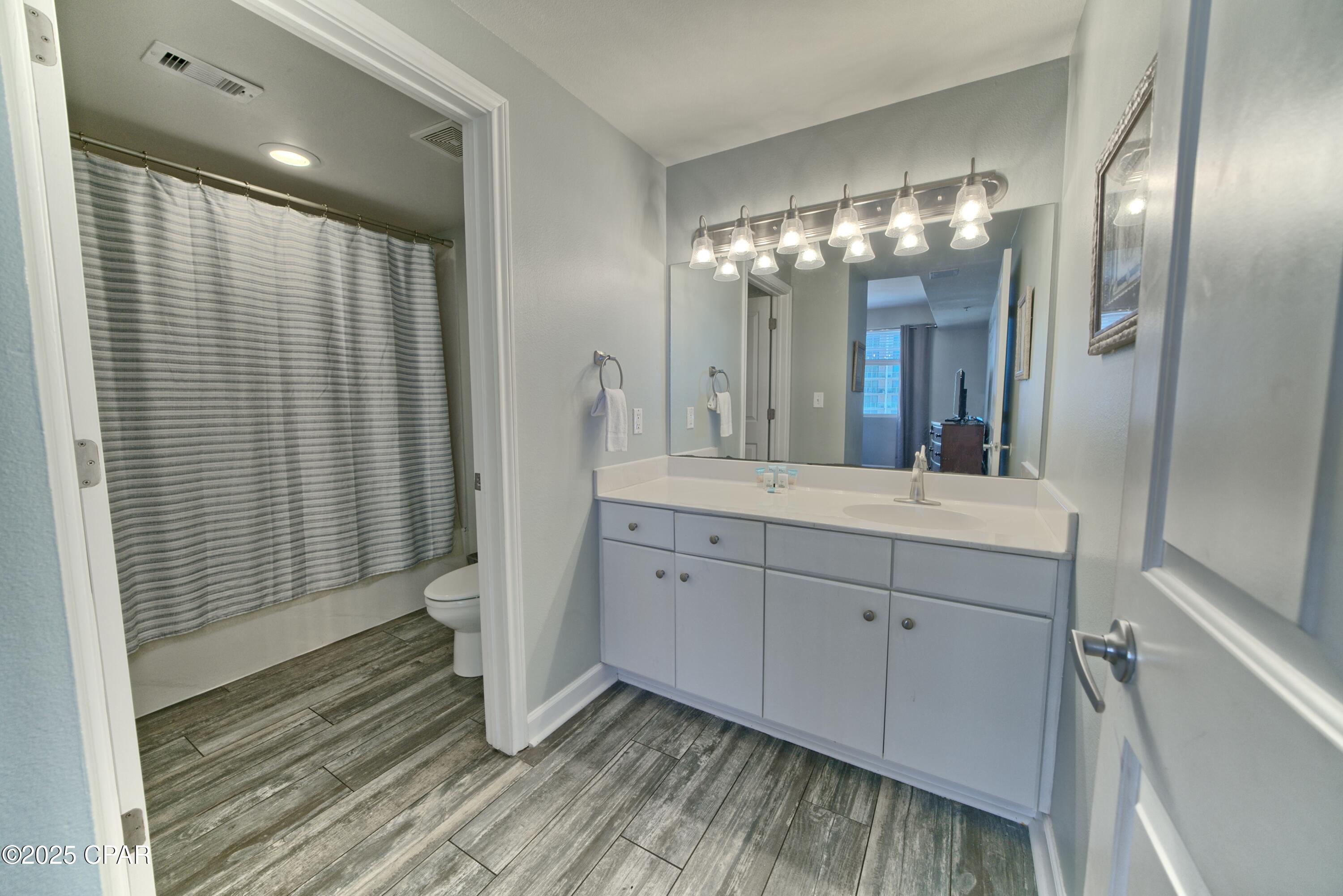 Shores Of Panama - Residential