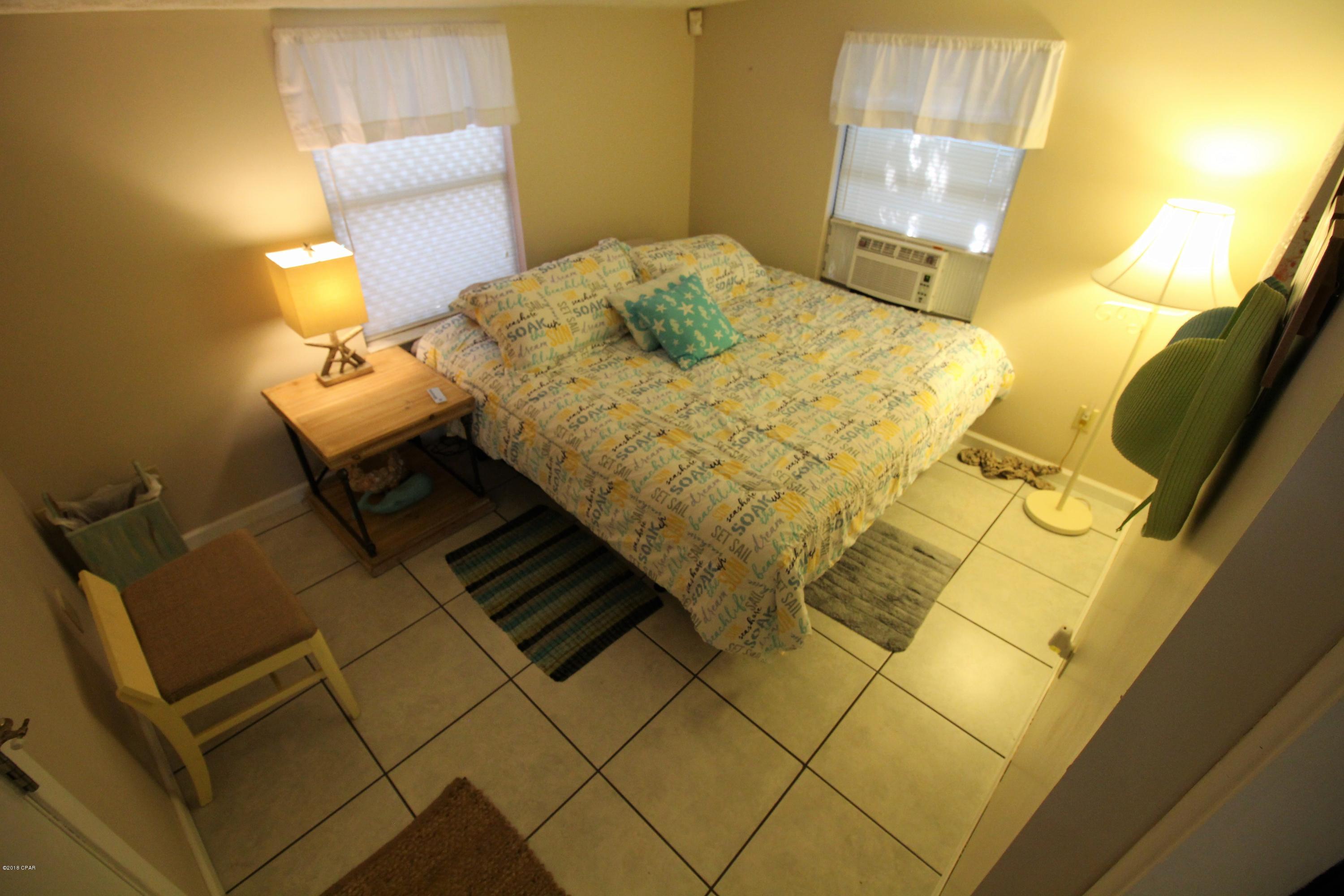 Laguna Beach Estates 7th Add - Residential