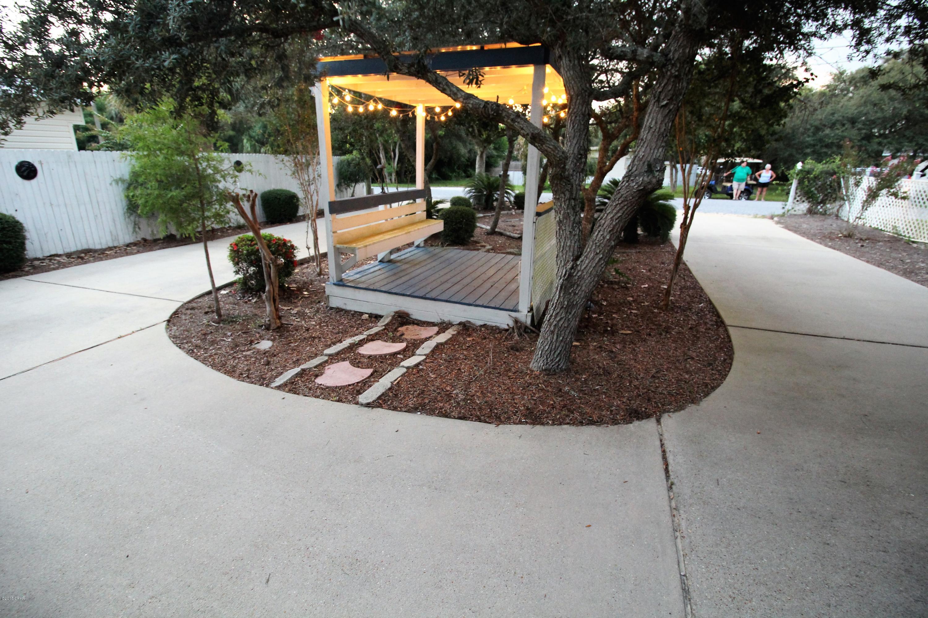 Laguna Beach Estates 7th Add - Residential