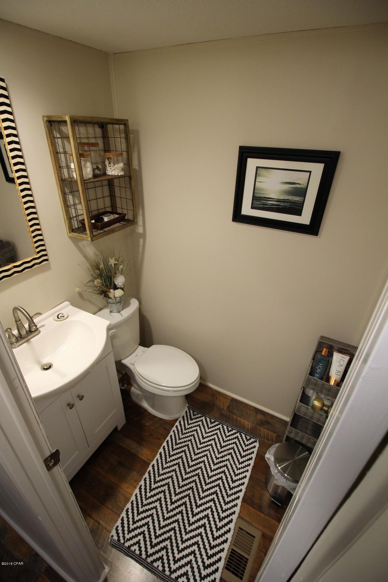 Laguna Beach Estates 7th Add - Residential