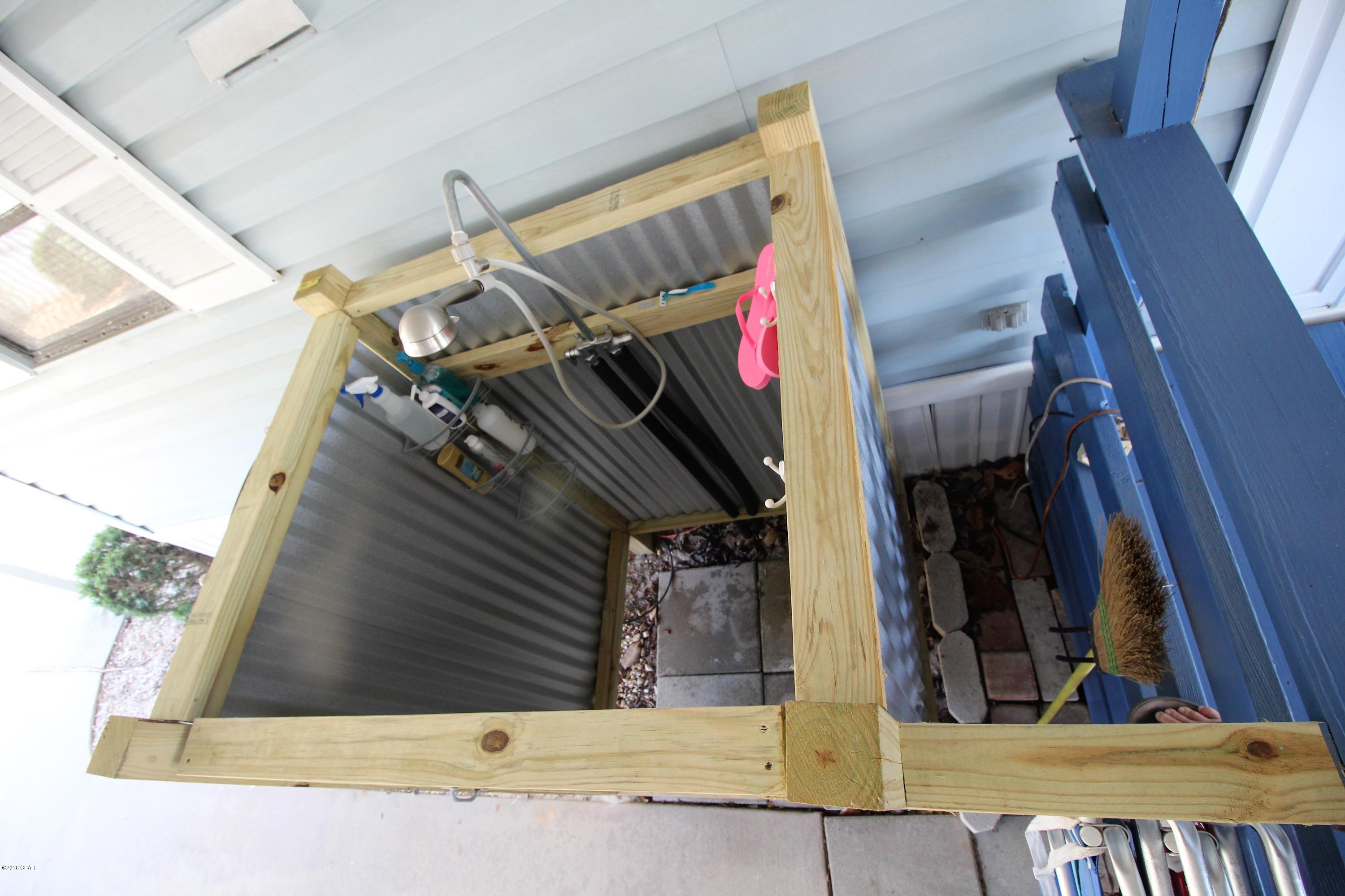 Laguna Beach Estates 7th Add - Residential