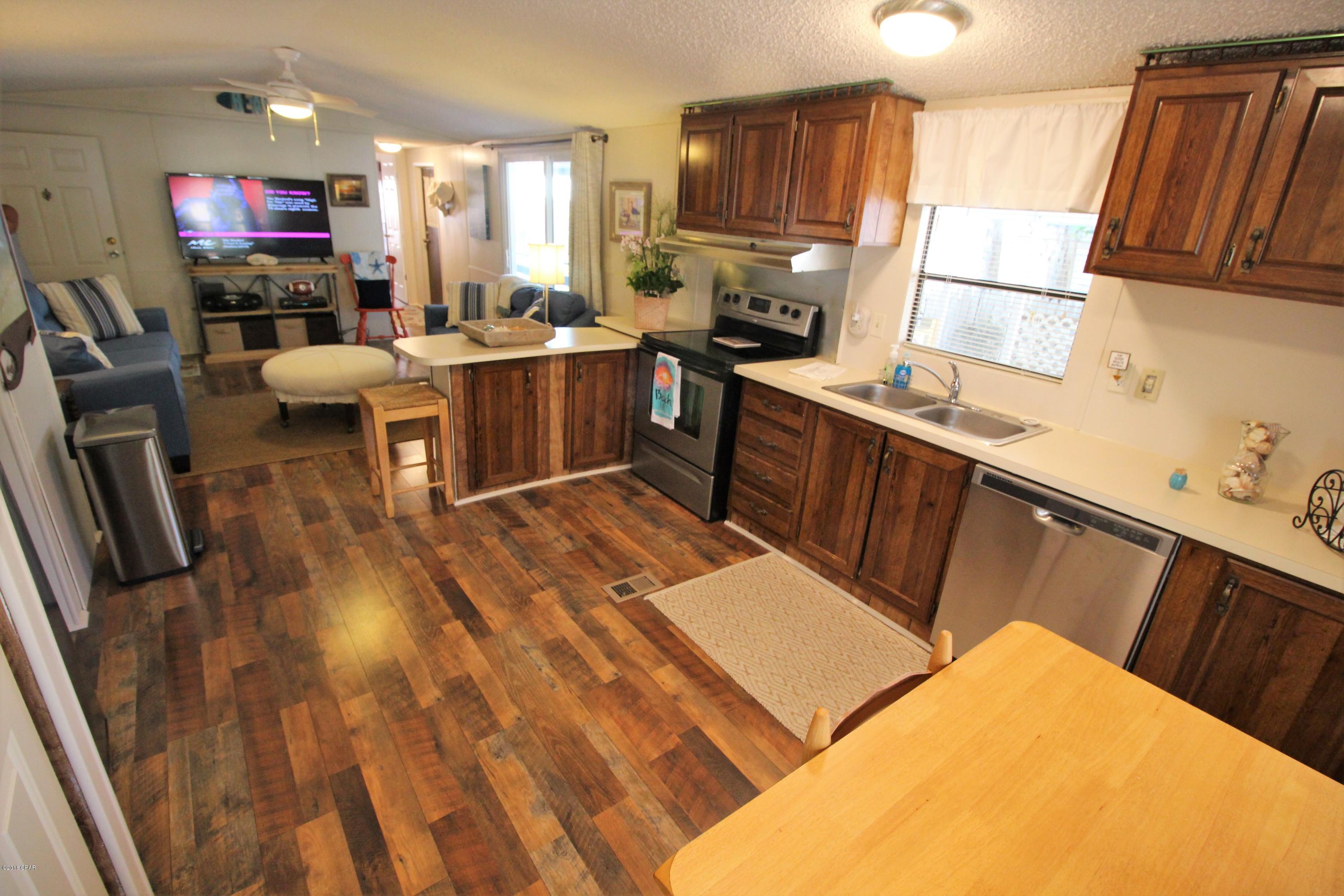 Laguna Beach Estates 7th Add - Residential