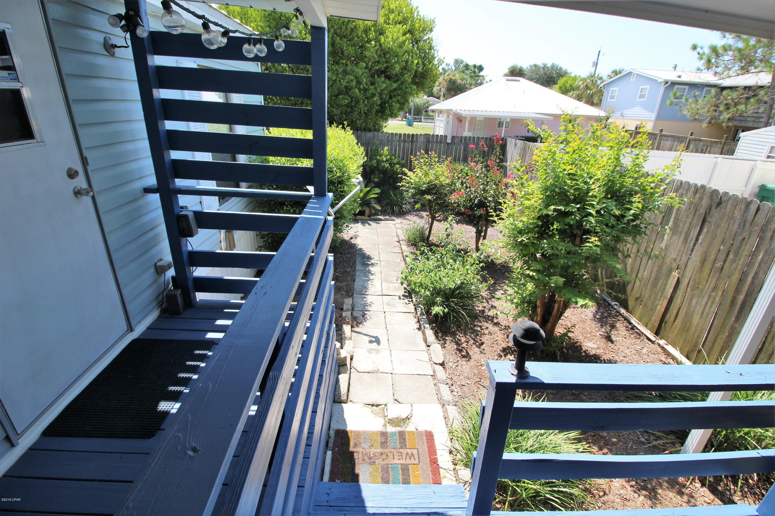 Laguna Beach Estates 7th Add - Residential