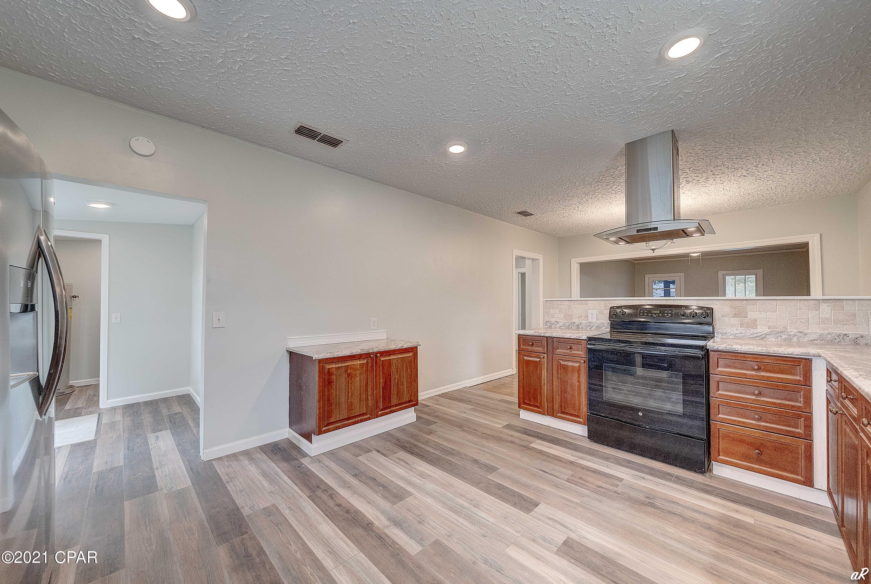 Pinecrest Add. - Residential