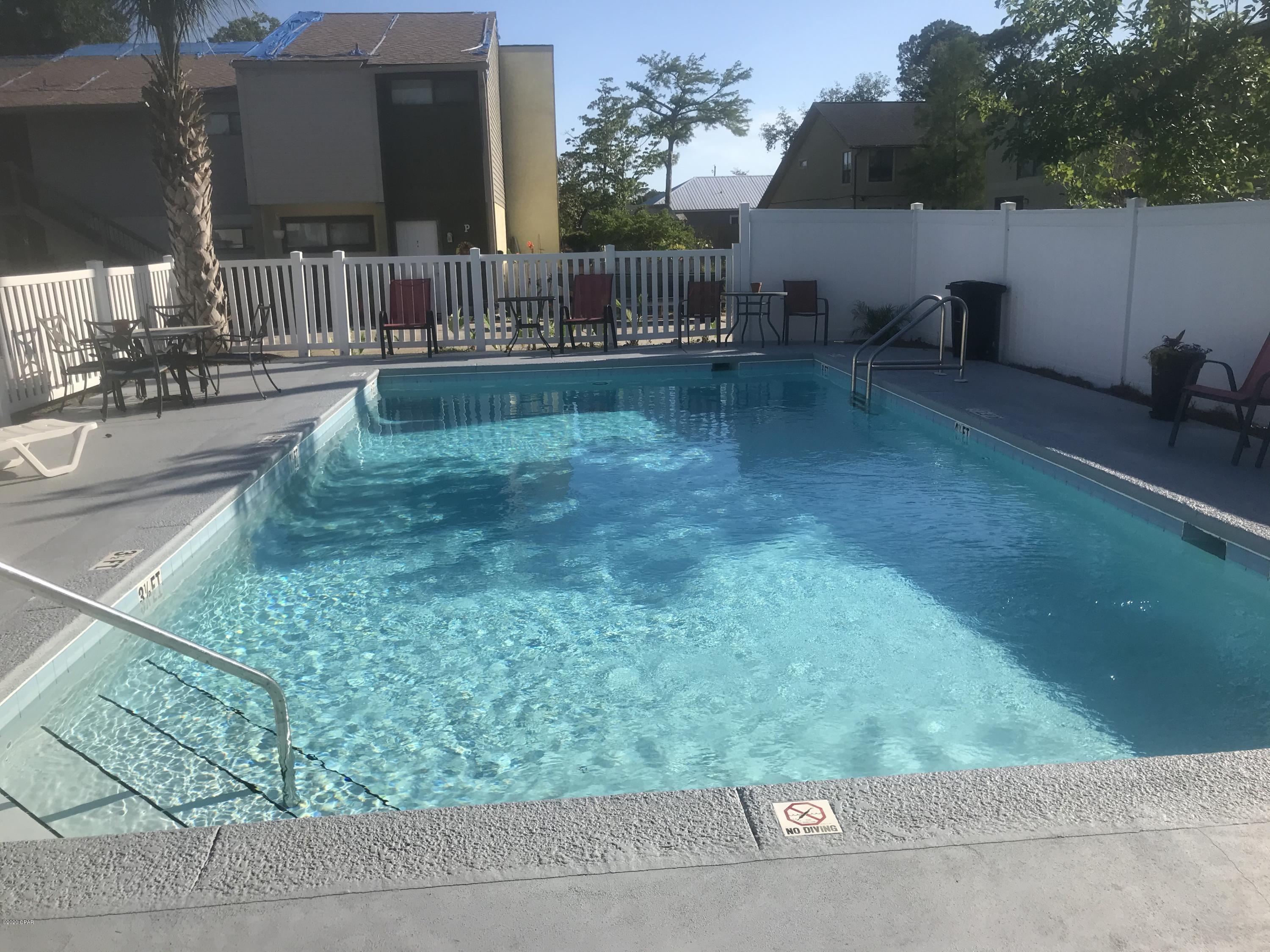 Shade Tree Condo. - Residential