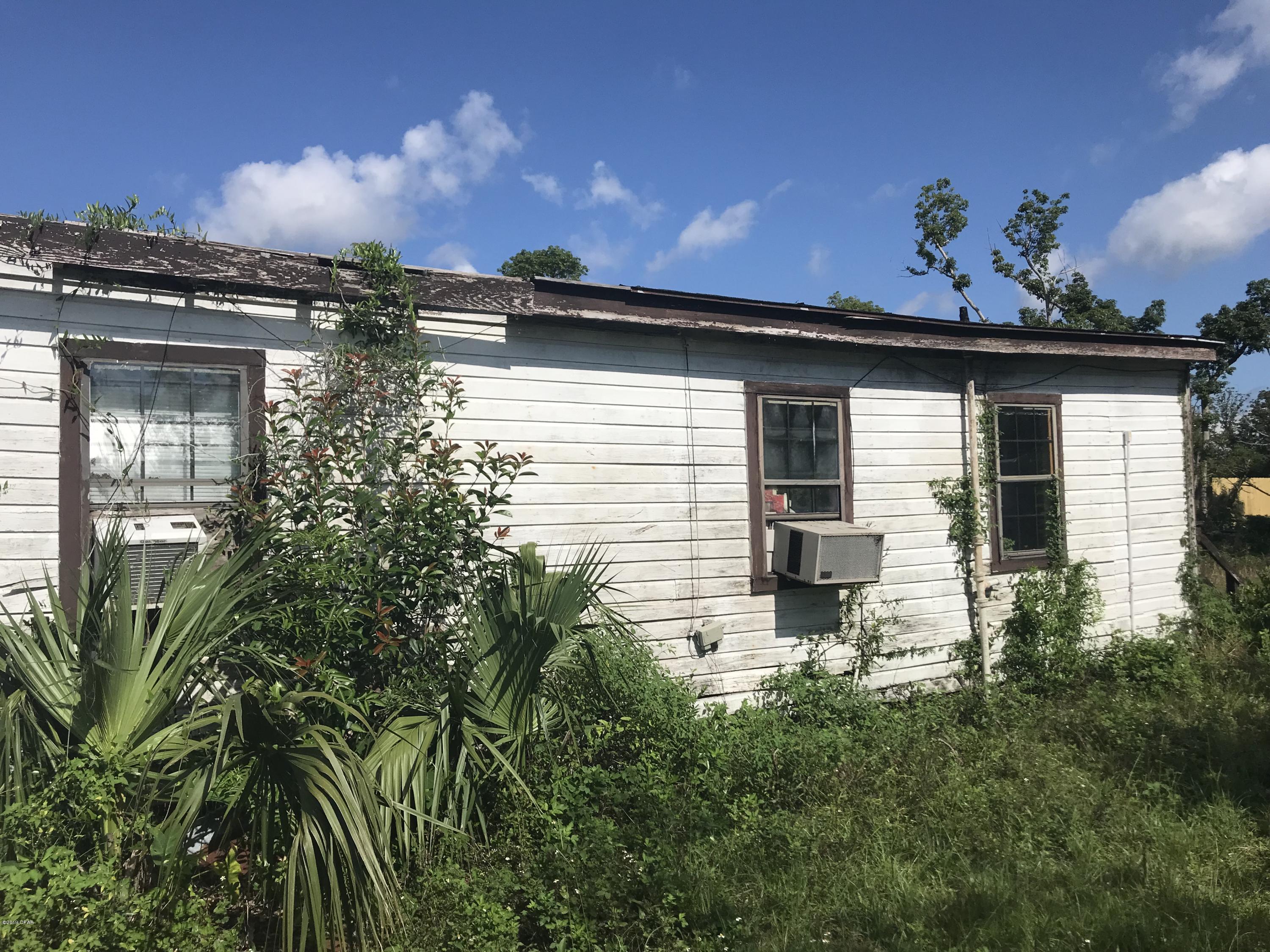 [No Recorded Subdiv] - Residential