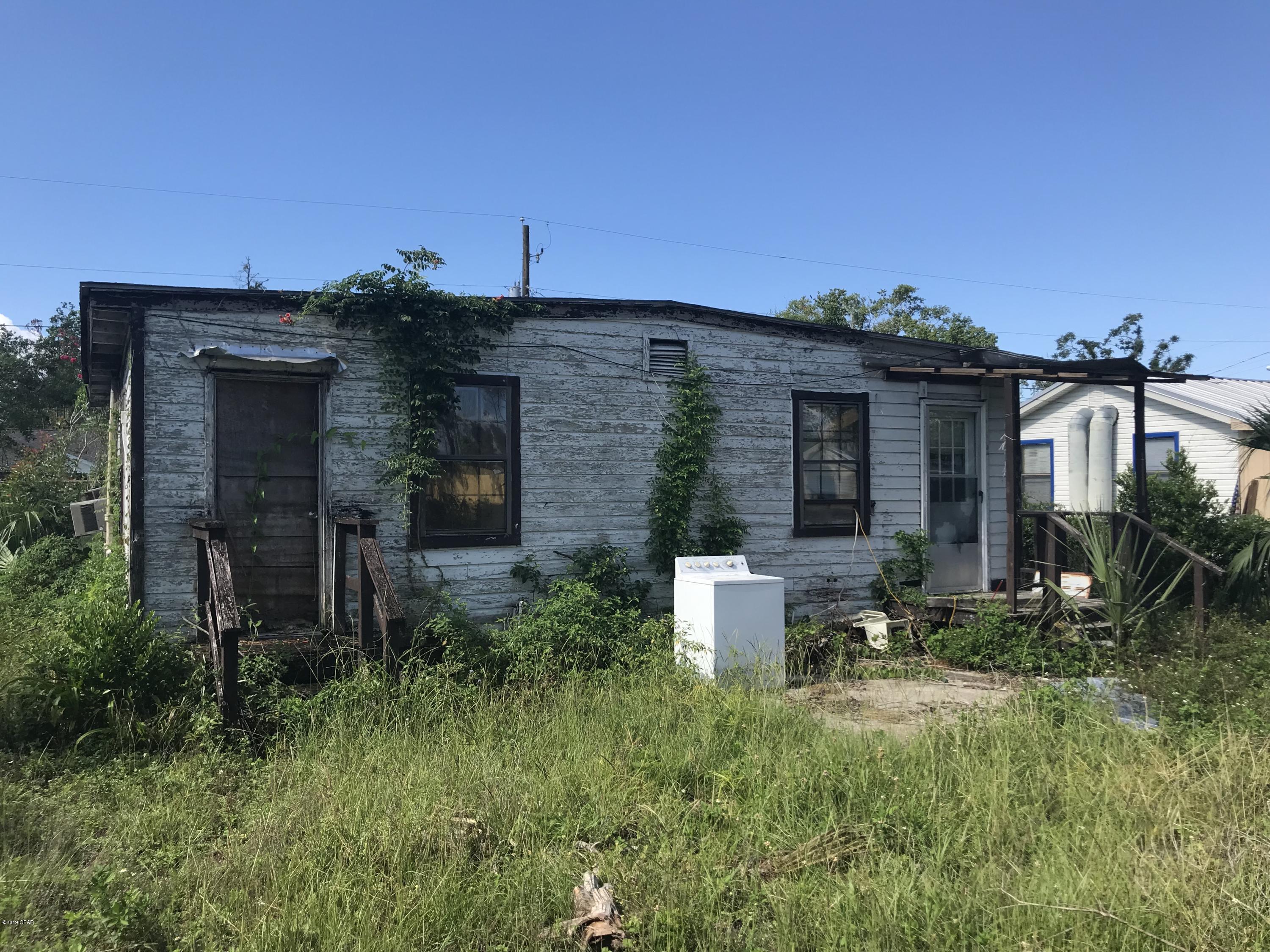 [No Recorded Subdiv] - Residential