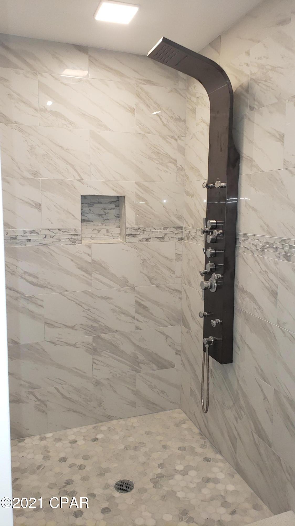 Belaire Estates Replat - Residential