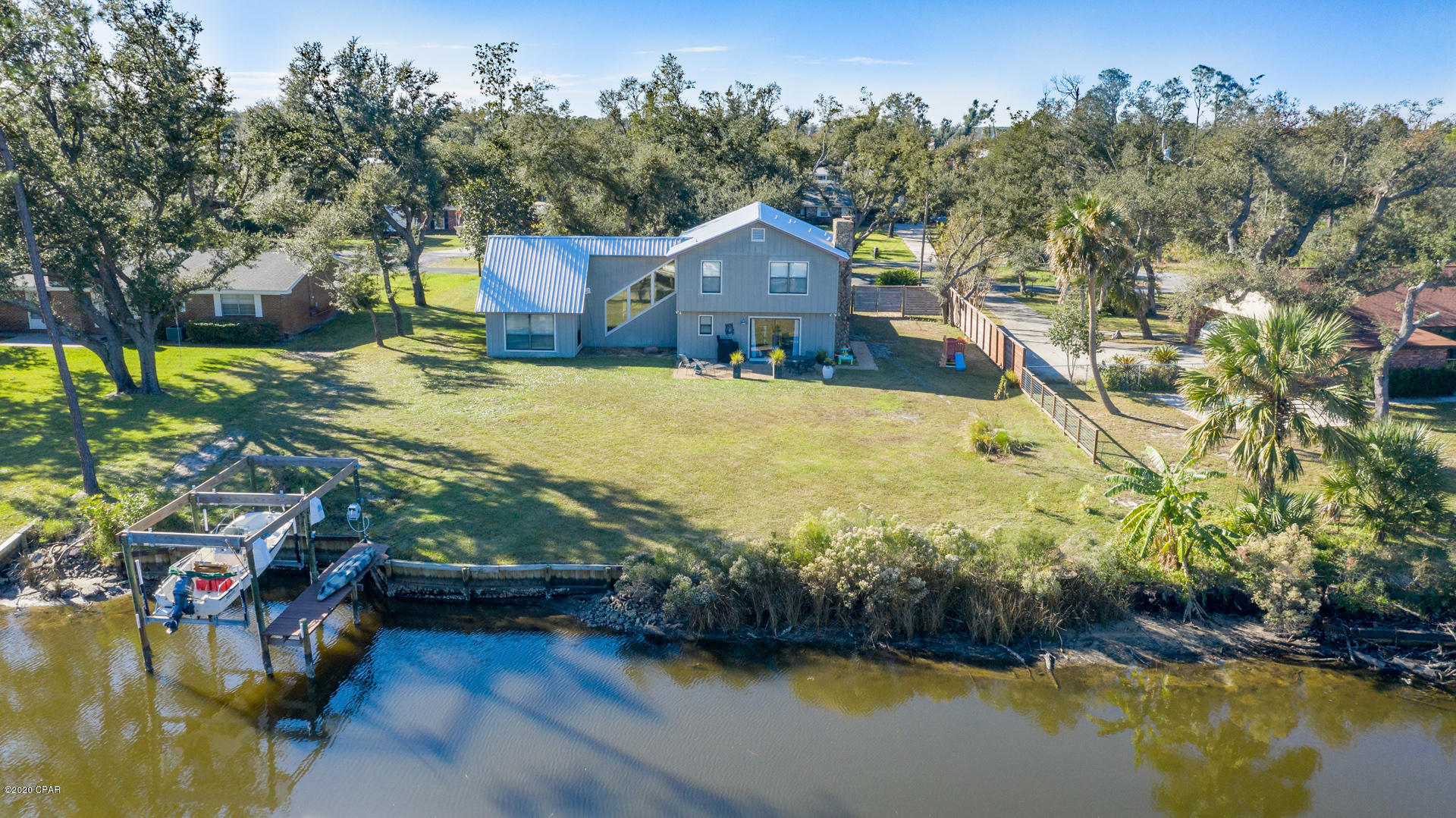 Baywood Shores Est Unit 7 - Residential