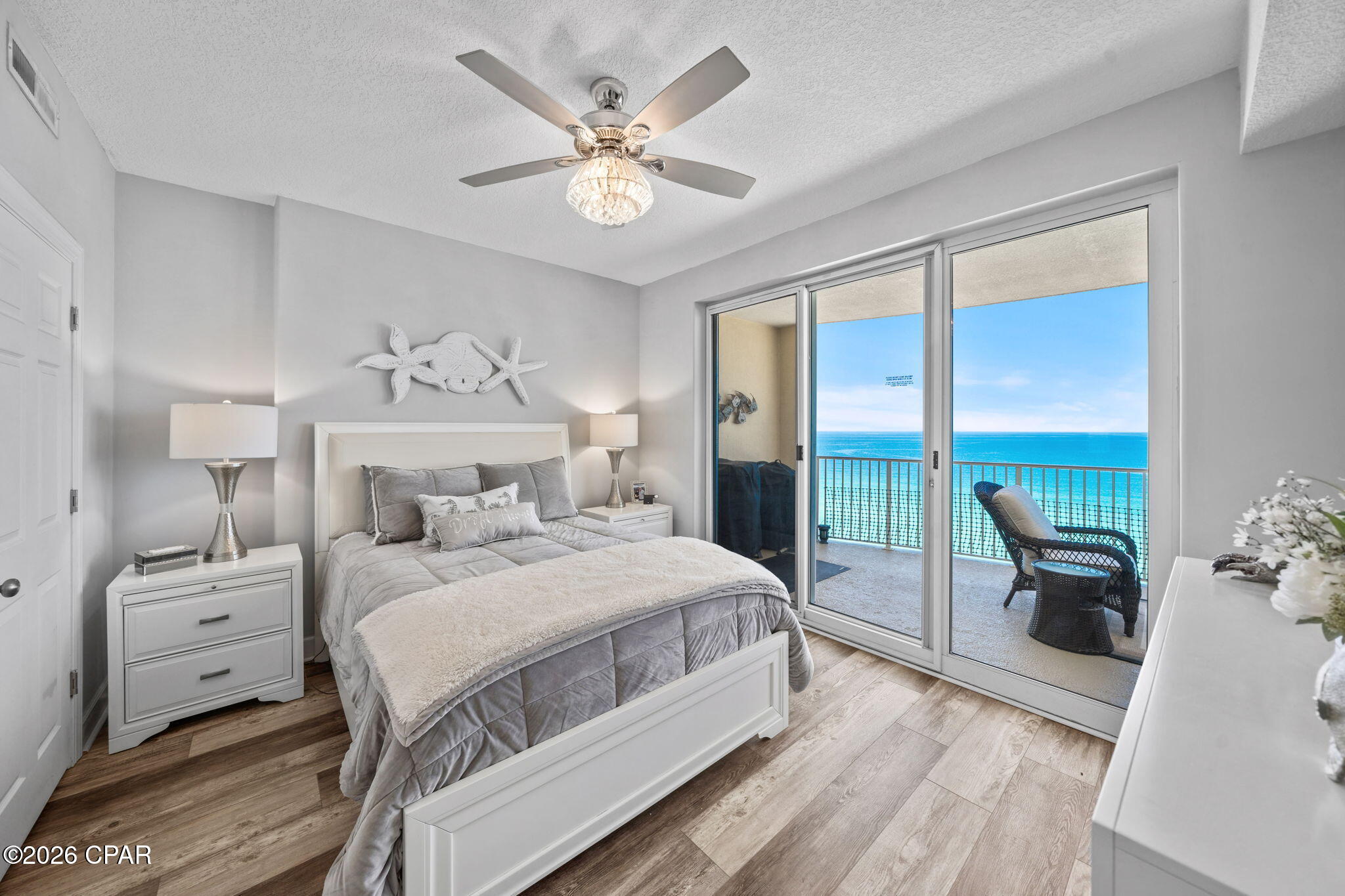 Ocean Villa - Residential