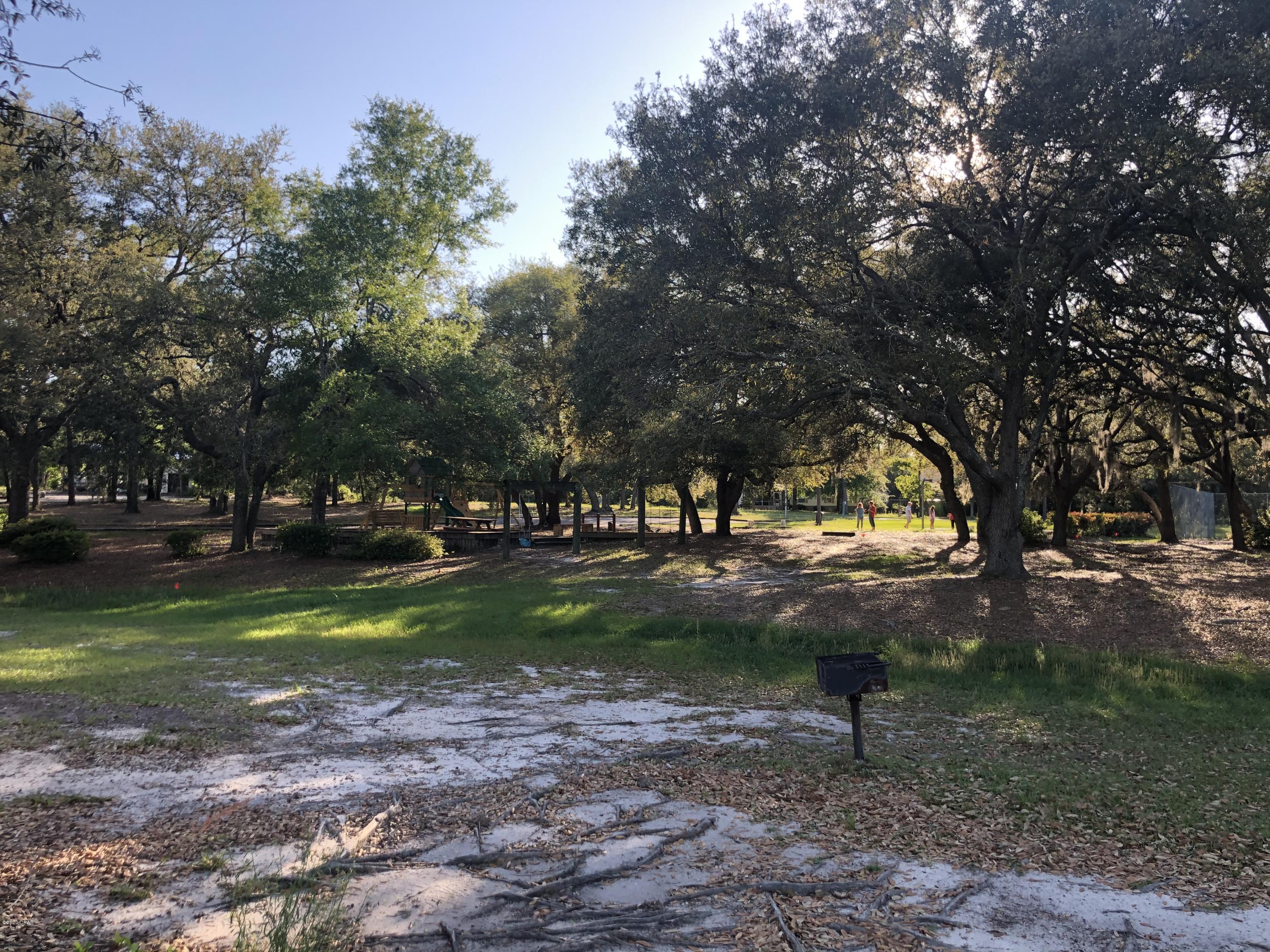 Leisure Lakes - Land