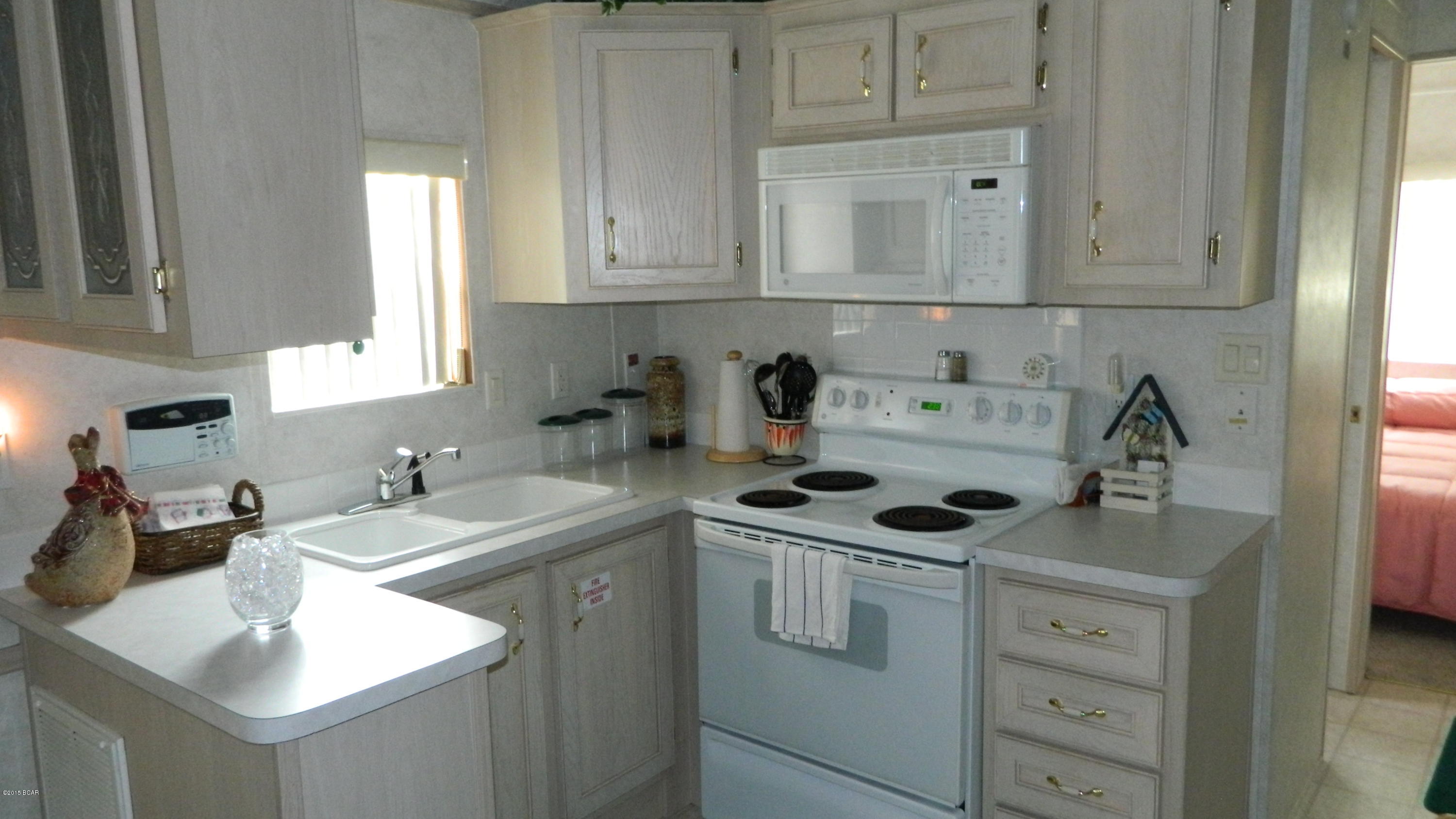 Emerald Pointe Resort - Residential Lease