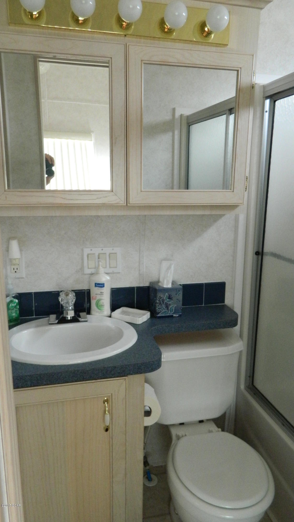 Emerald Pointe Resort - Residential Lease