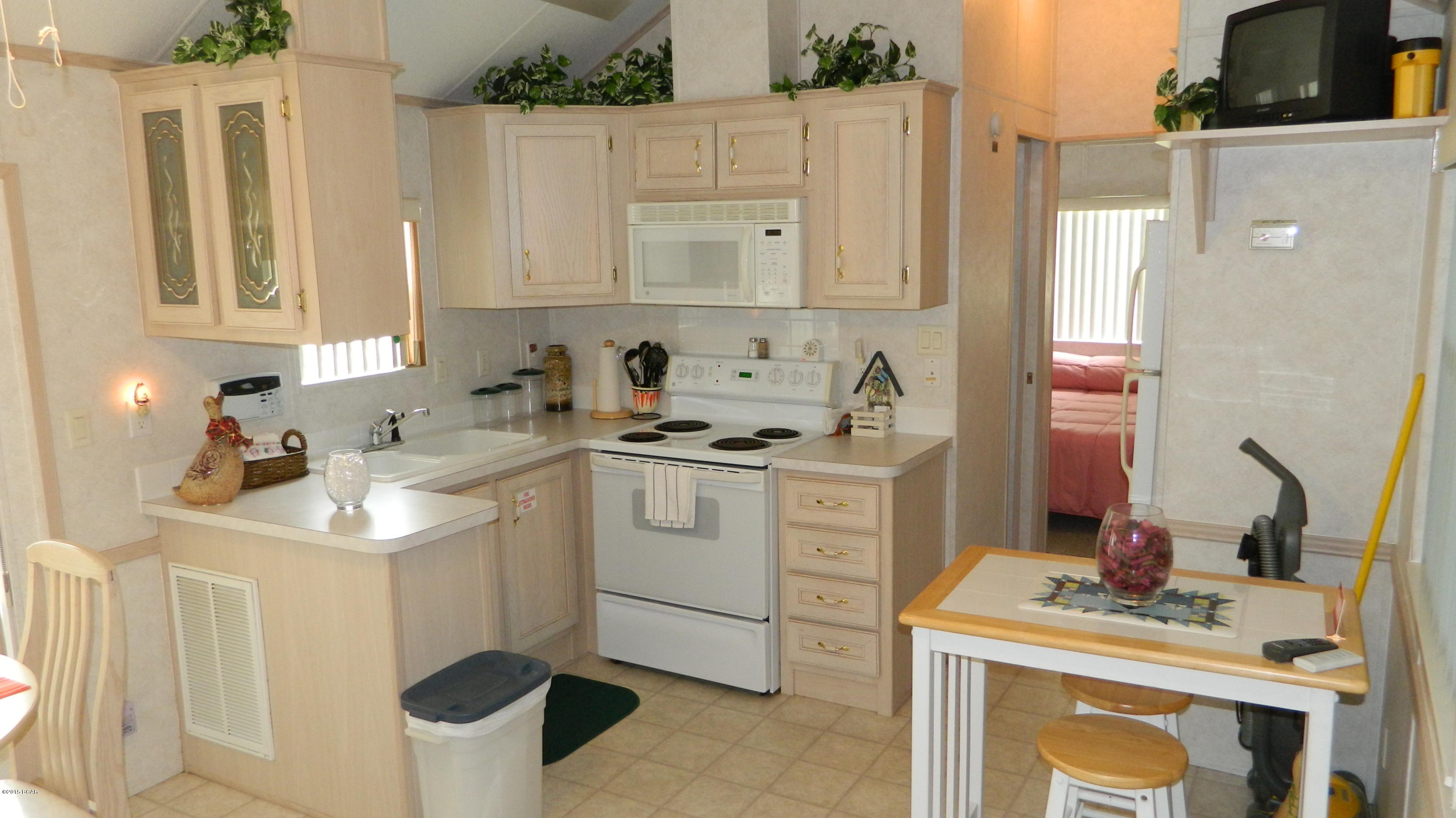 Emerald Pointe Resort - Residential Lease