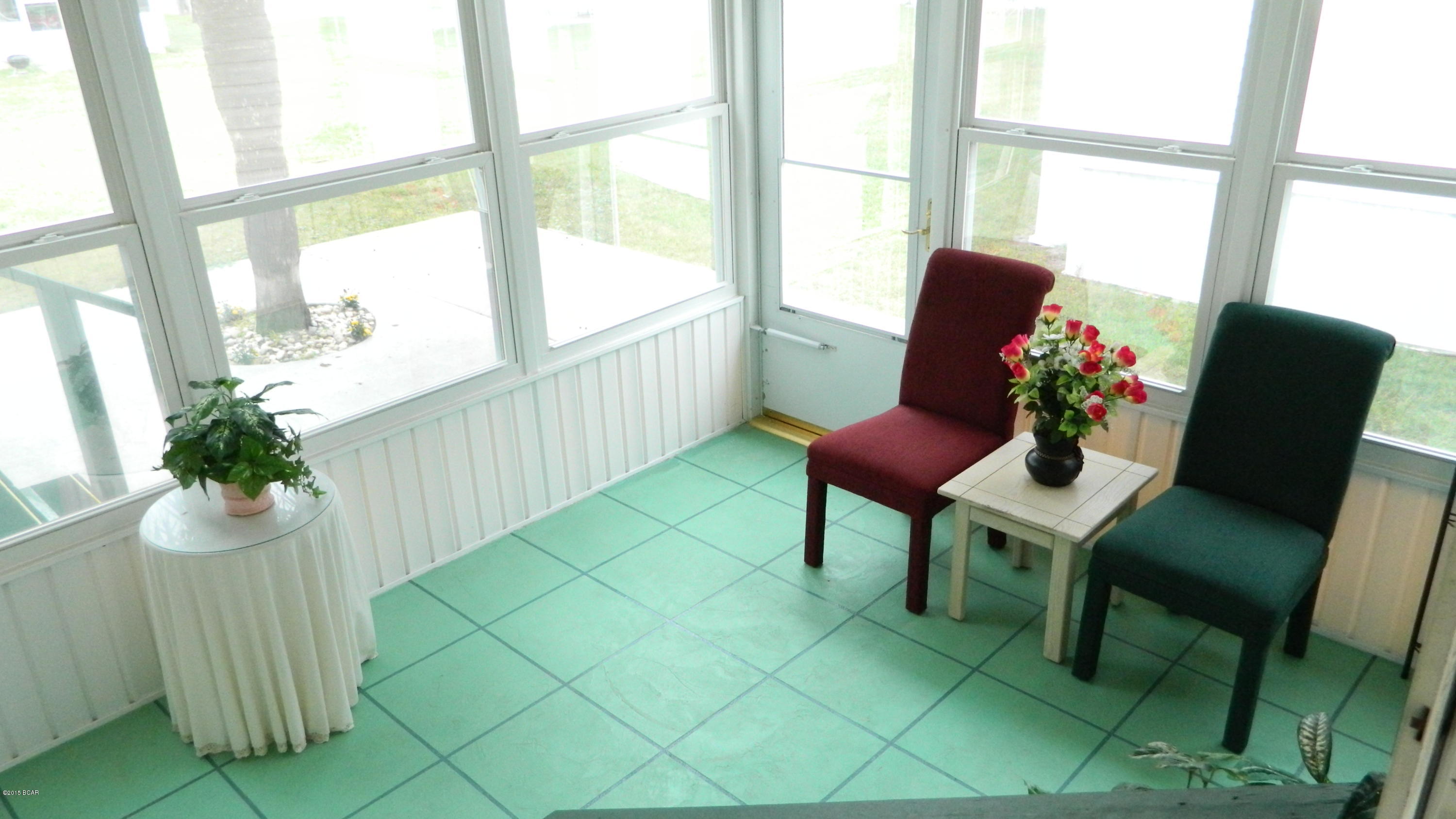 Emerald Pointe Resort - Residential Lease