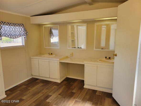 Mirror Lake Estates - Residential