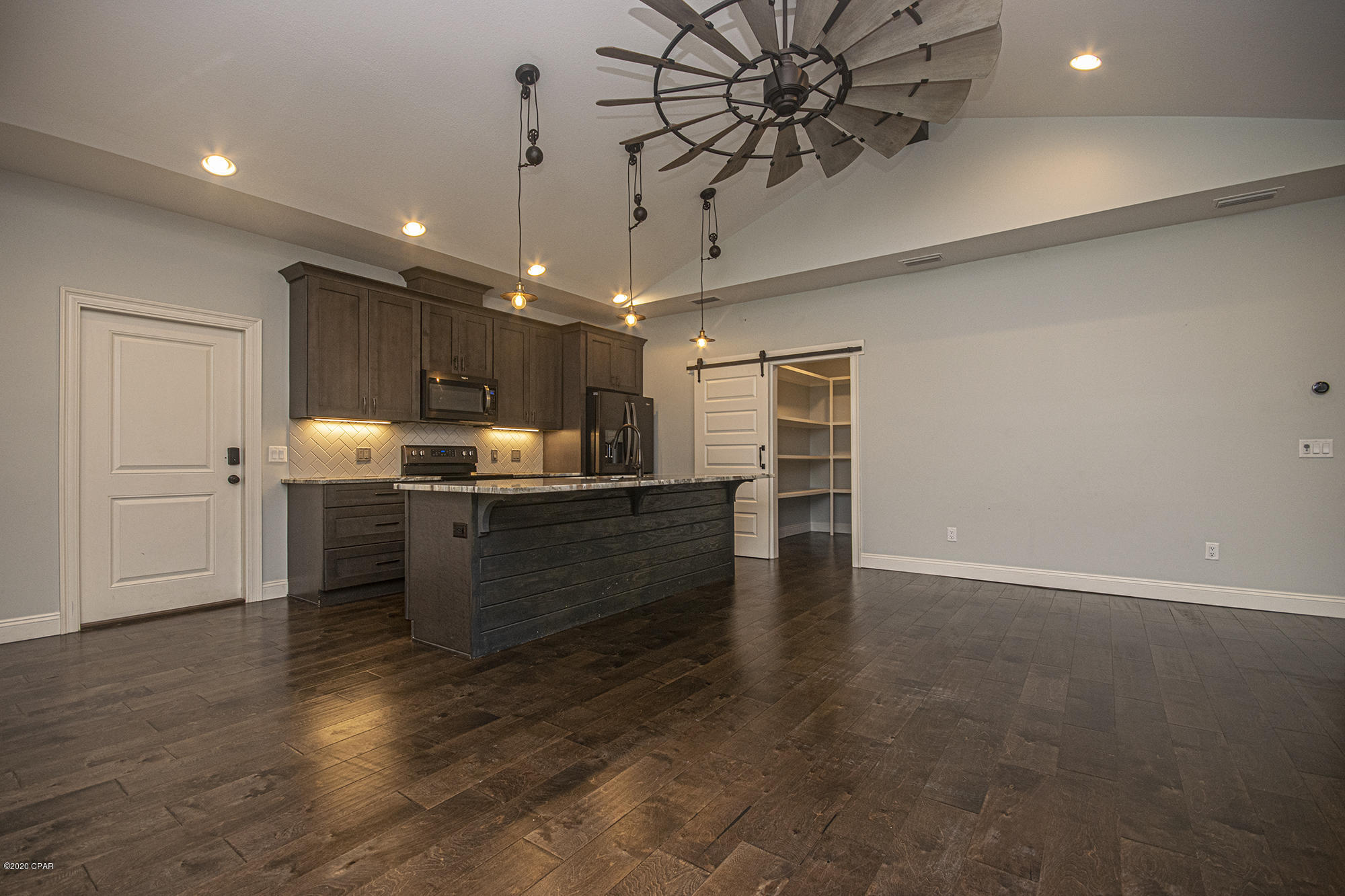 [No Recorded Subdiv] - Residential