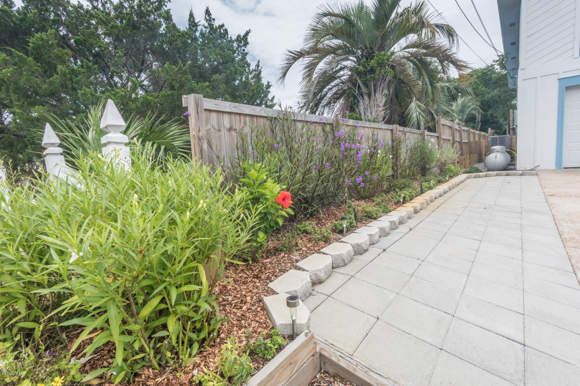 Bid-A-Wee - Residential