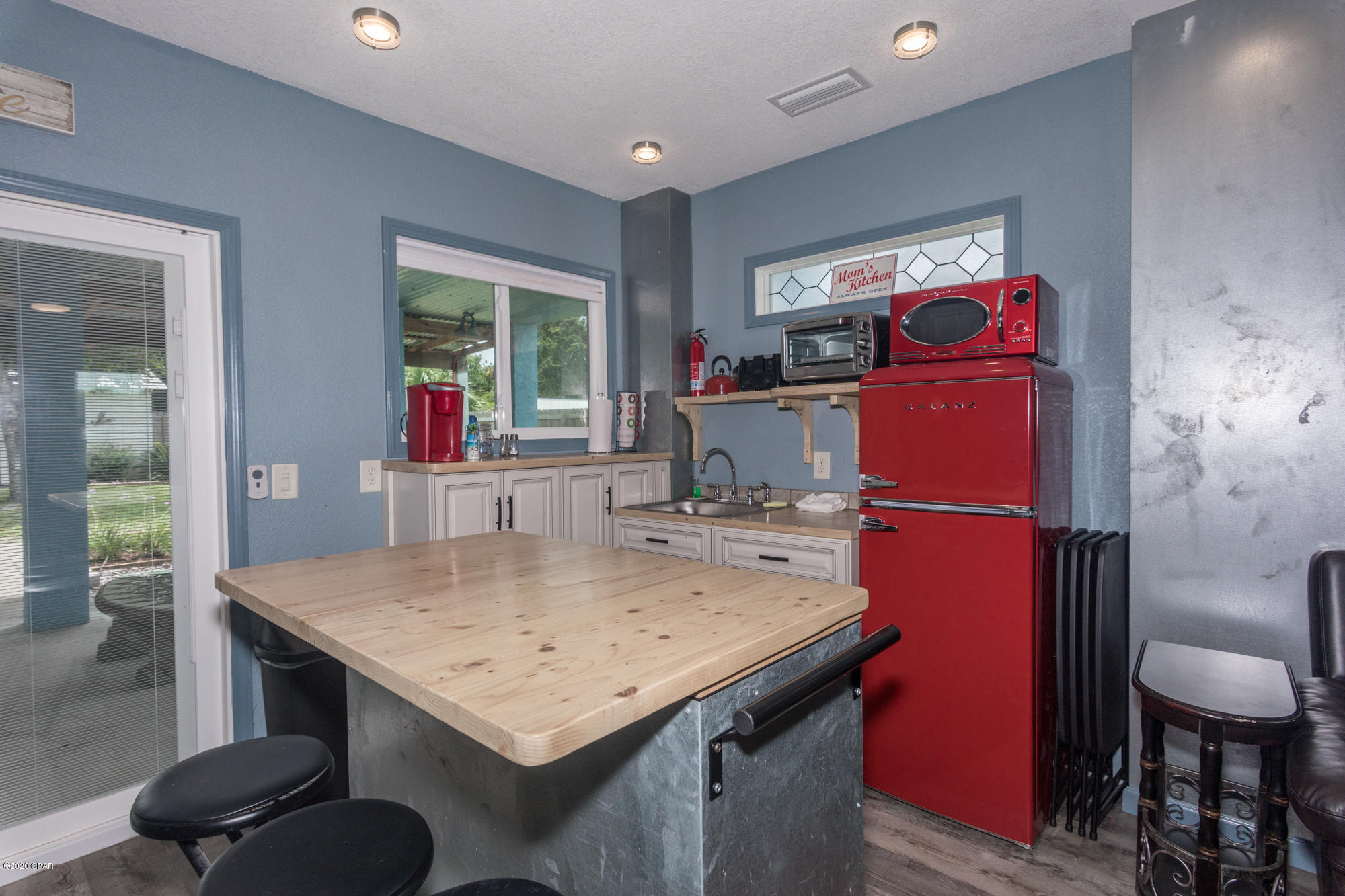 Bid-A-Wee - Residential