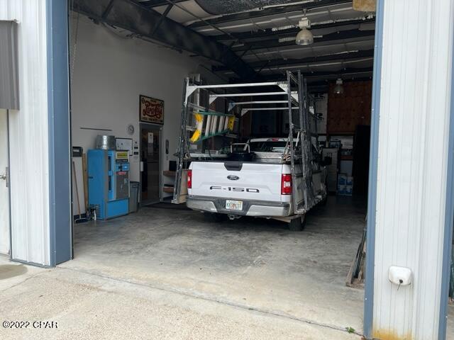 [No Recorded Subdiv] - Commercial Sale