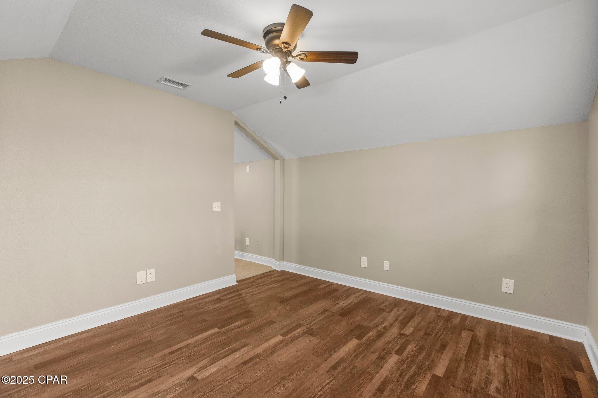 Shoreline Estates - Residential