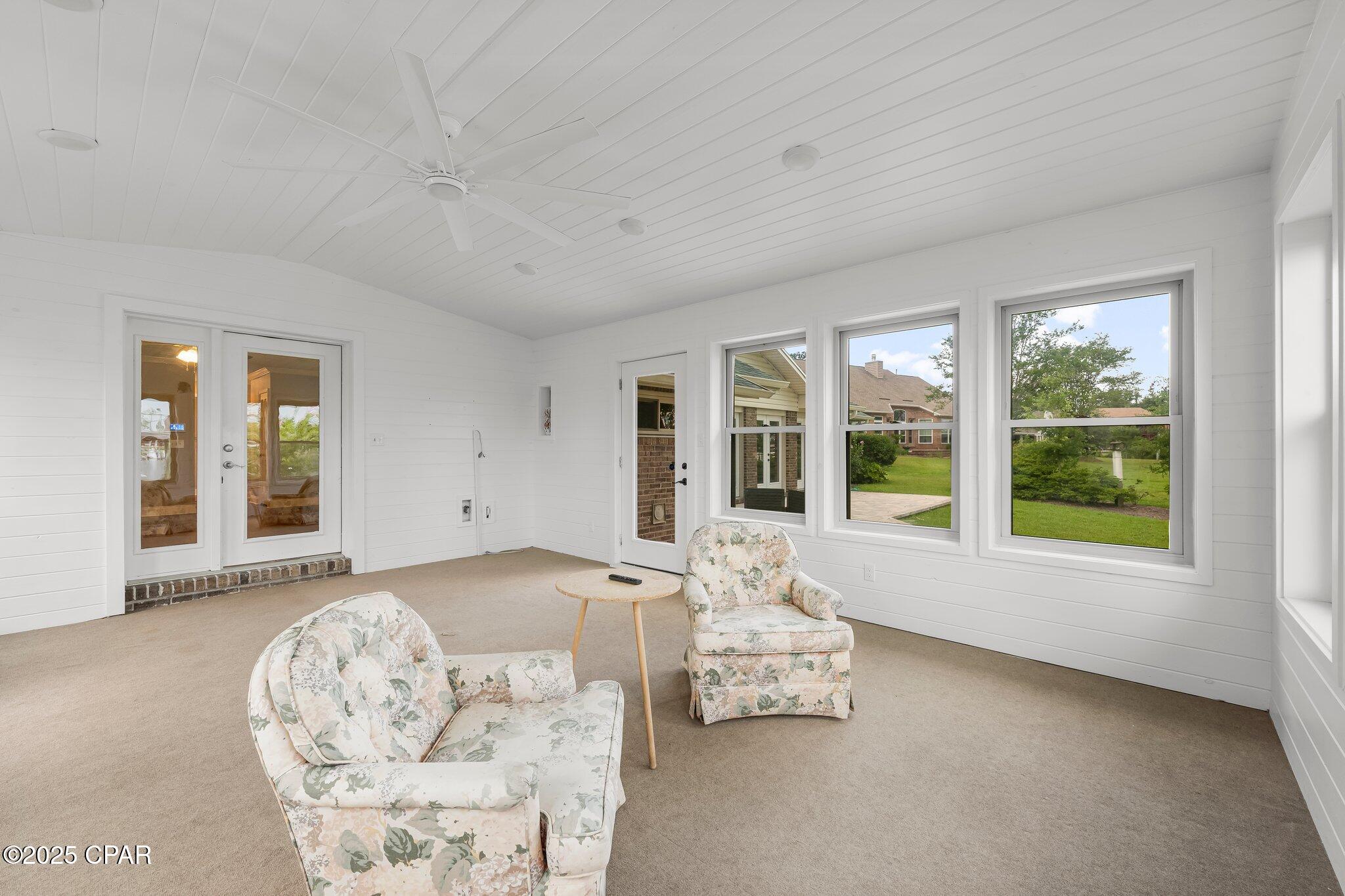 Shoreline Estates - Residential