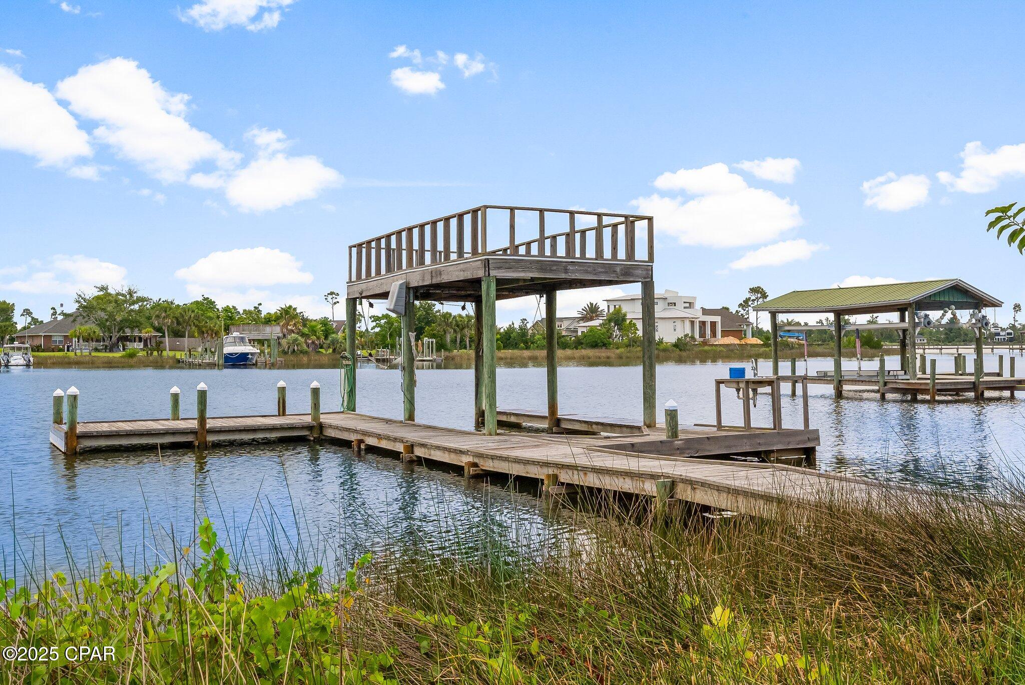 Shoreline Estates - Residential