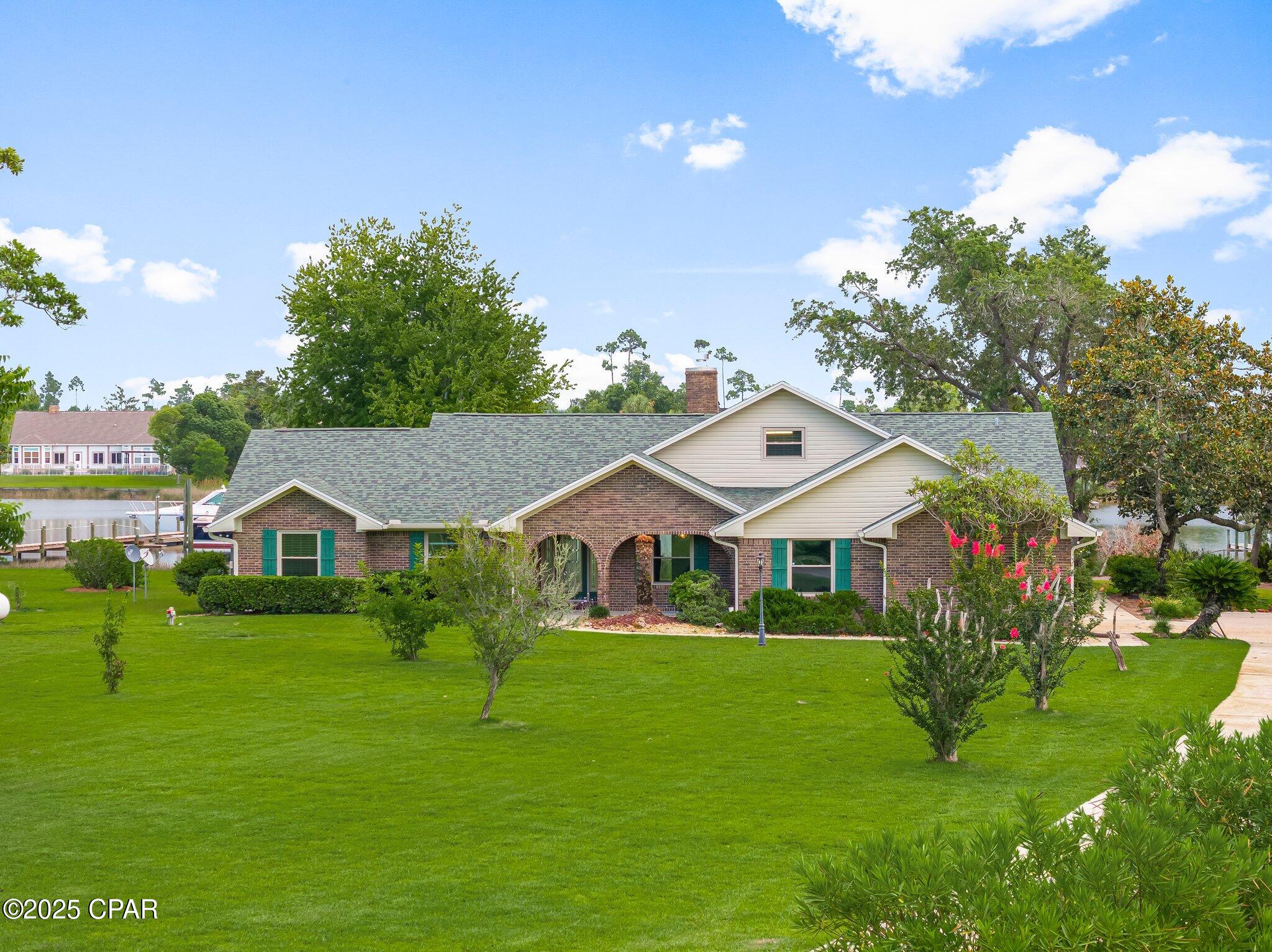 Shoreline Estates - Residential