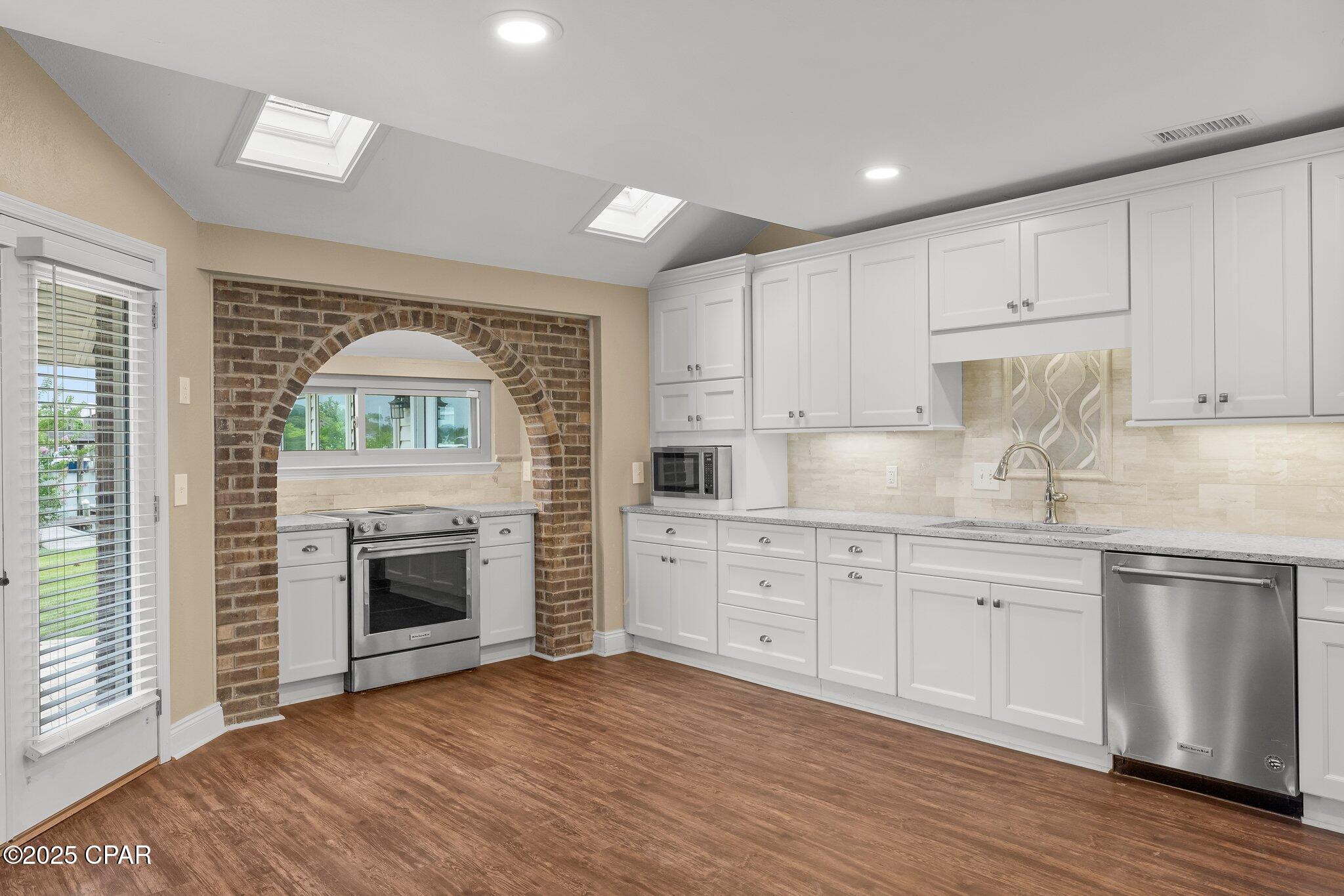 Shoreline Estates - Residential