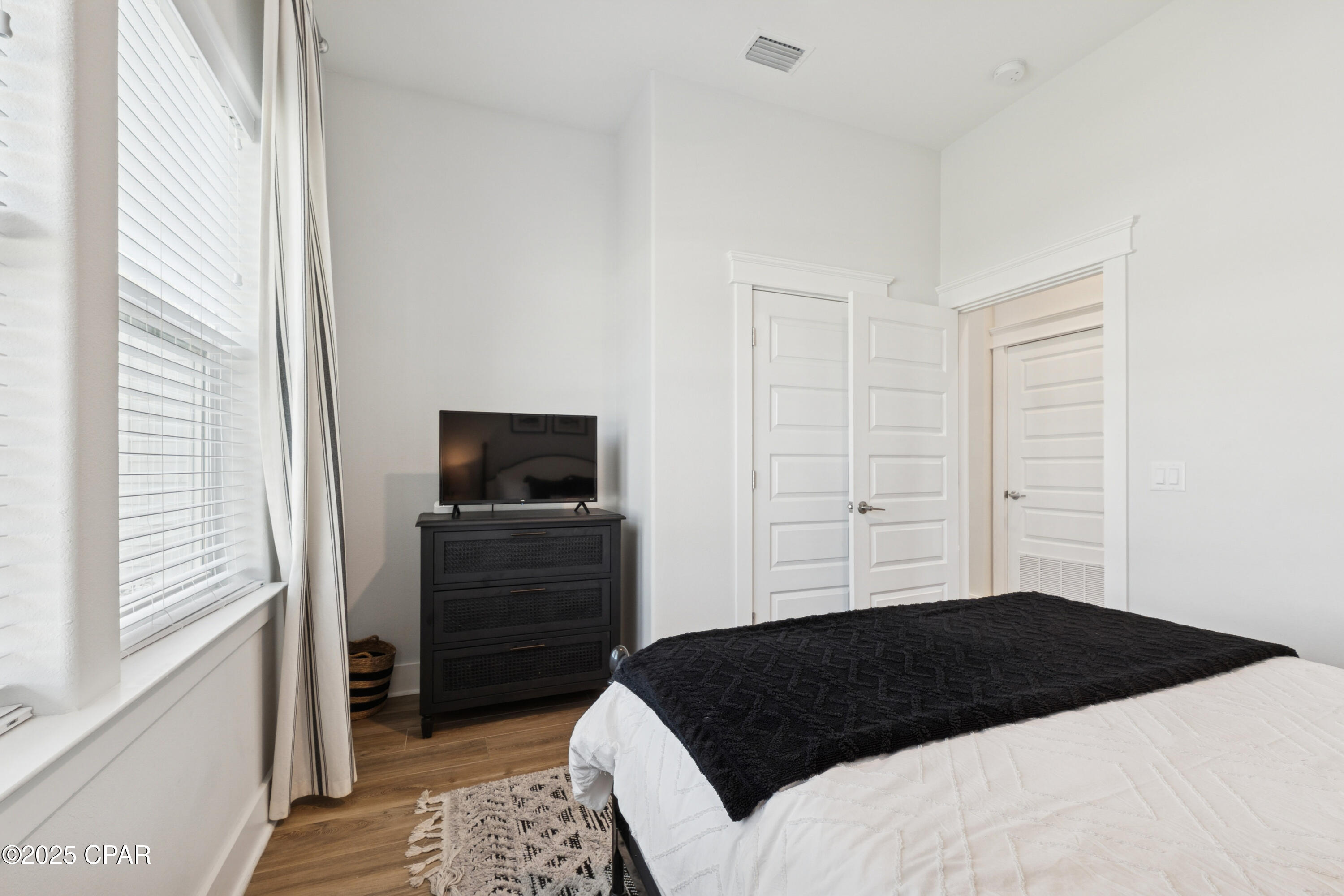 Laguna Haven - Residential