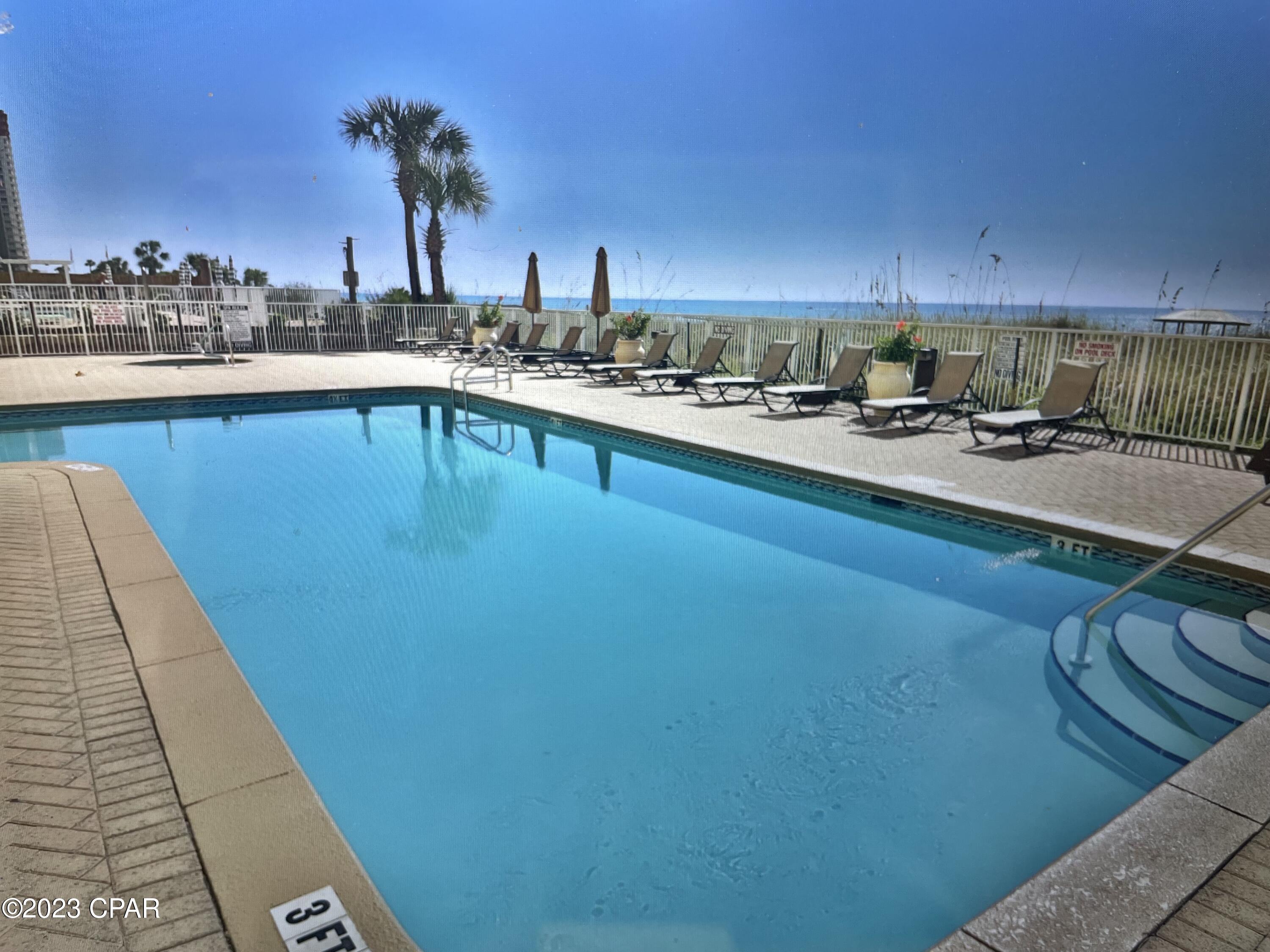 Ocean Ritz - Residential