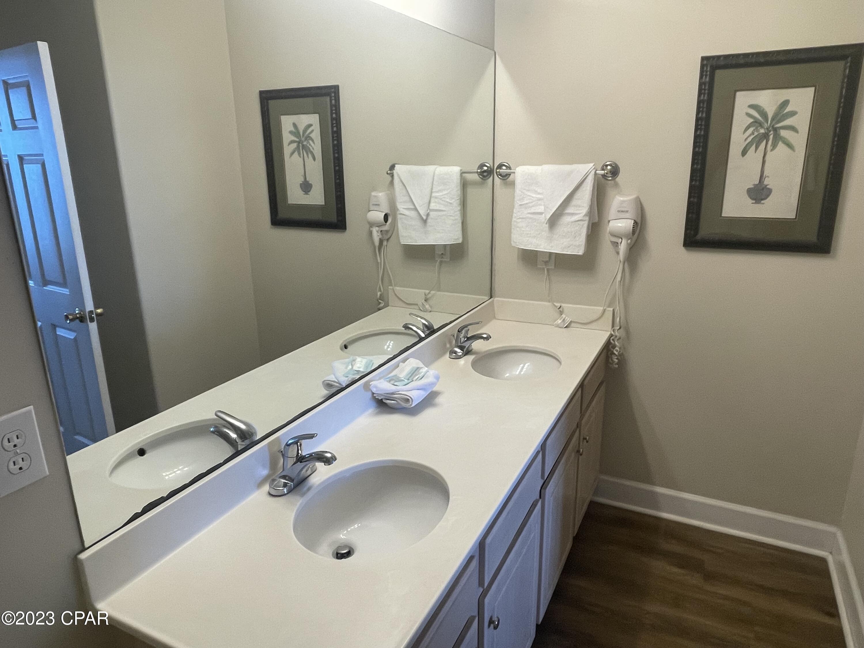 Ocean Ritz - Residential