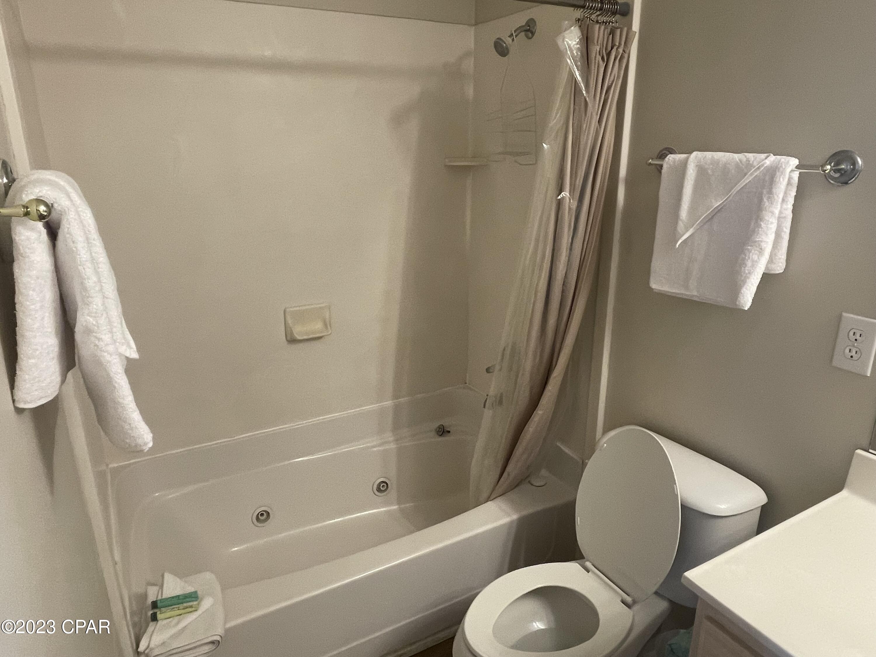 Ocean Ritz - Residential