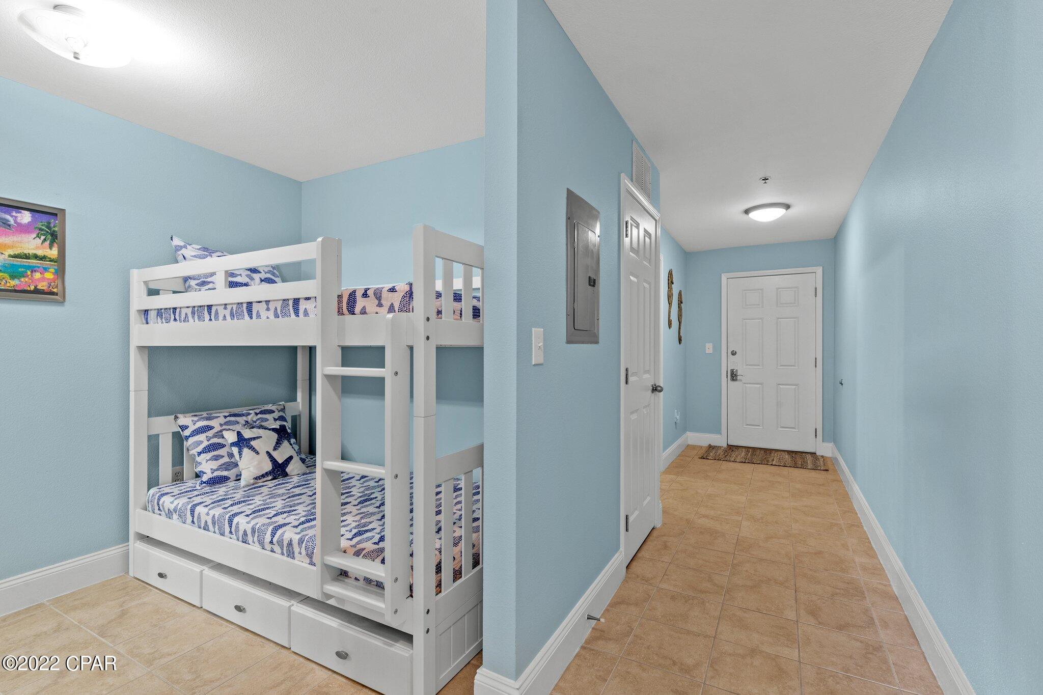 Laketown Wharf - Residential